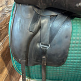 17.5" Detente Dressage Saddle MW (5.5"/17")