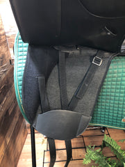 17.5" Excellent Dressage Saddle
