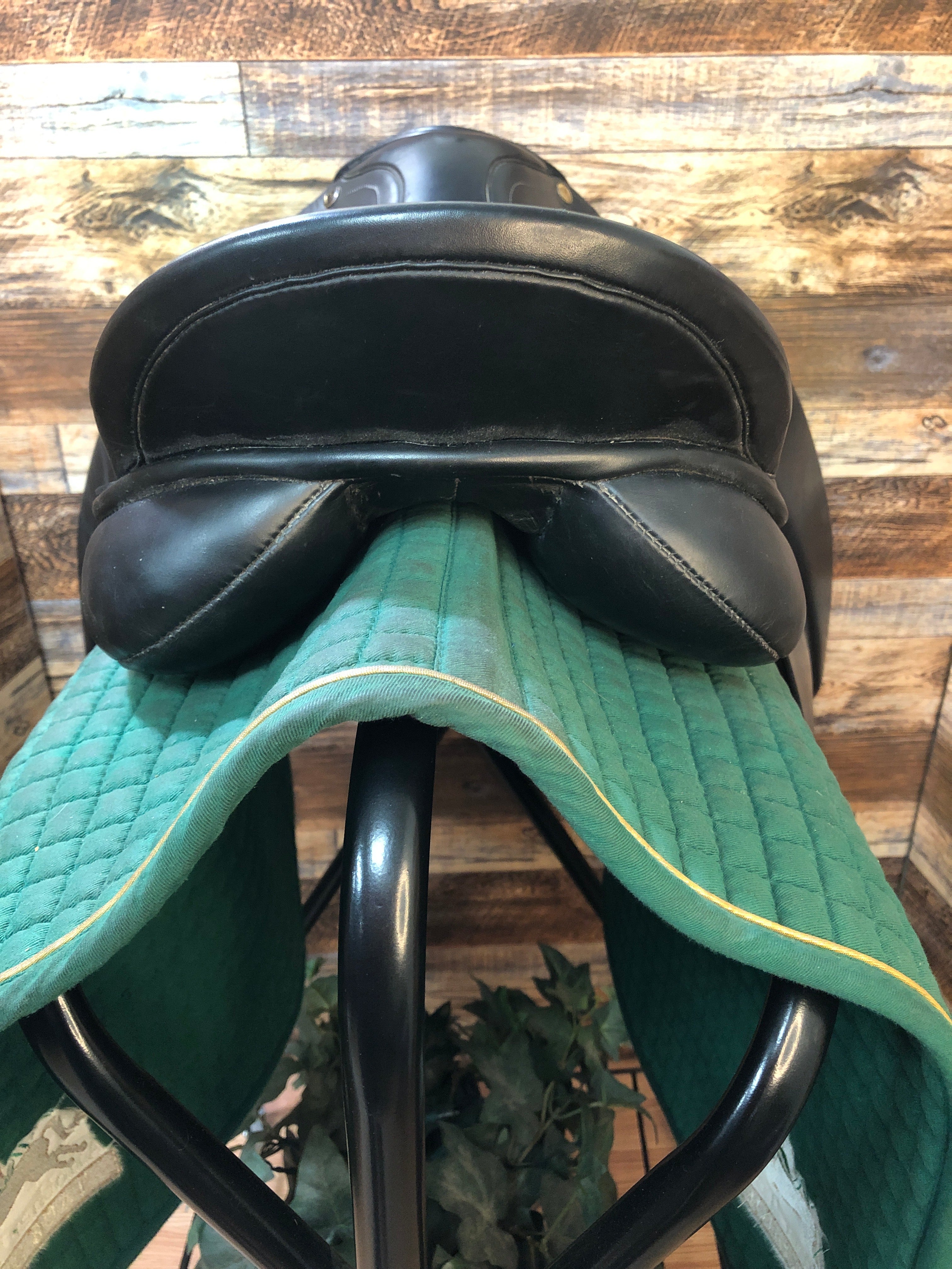 17.5" Circuit Dressage V Billetts