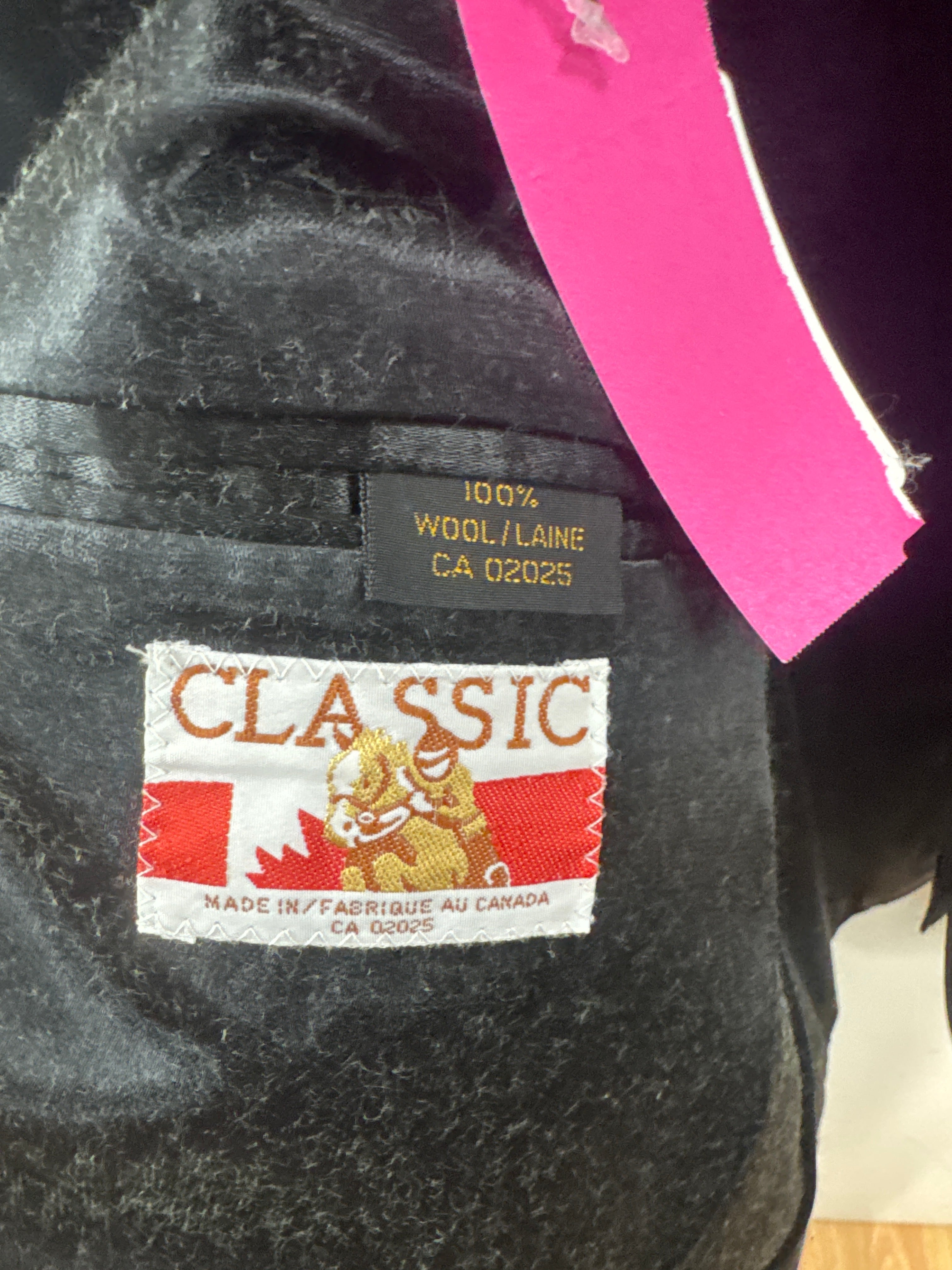 Classic Ladies Lite Melton wool w/ gray coller