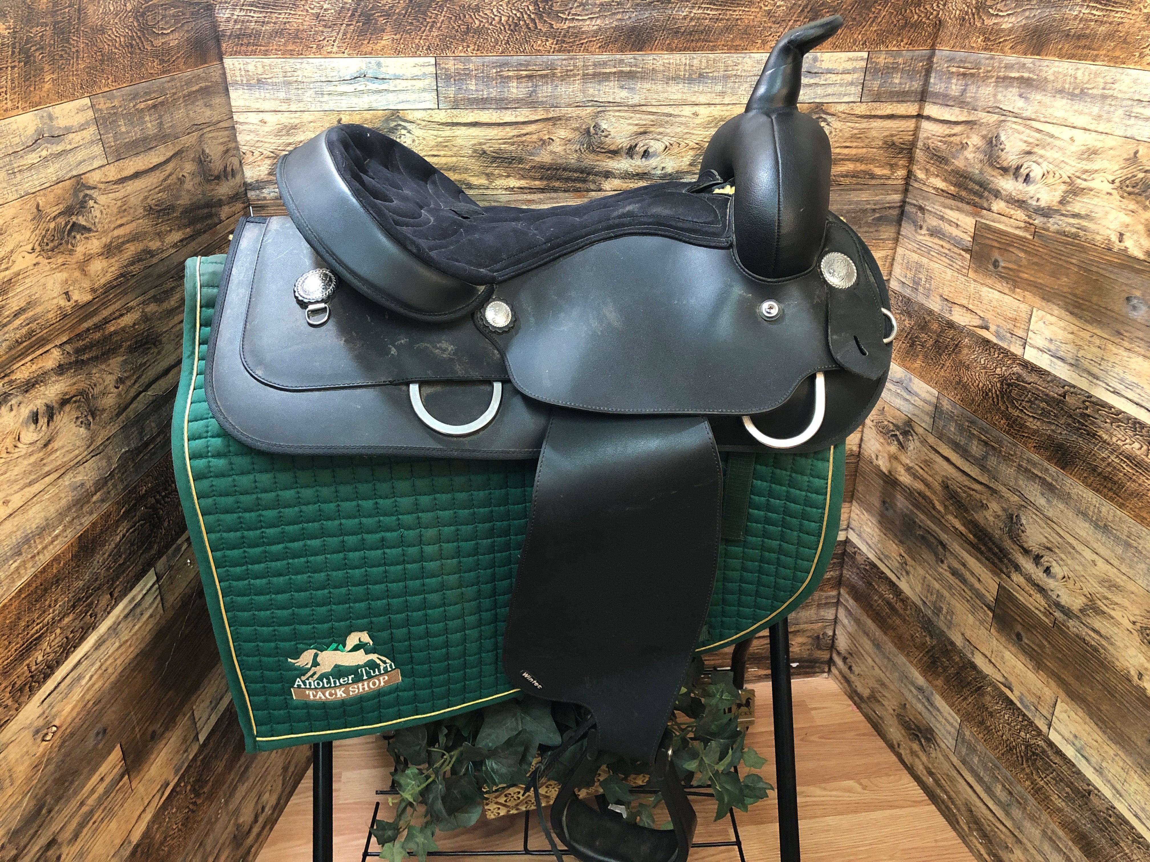 16" Wintec Western Saddle - patch in seat