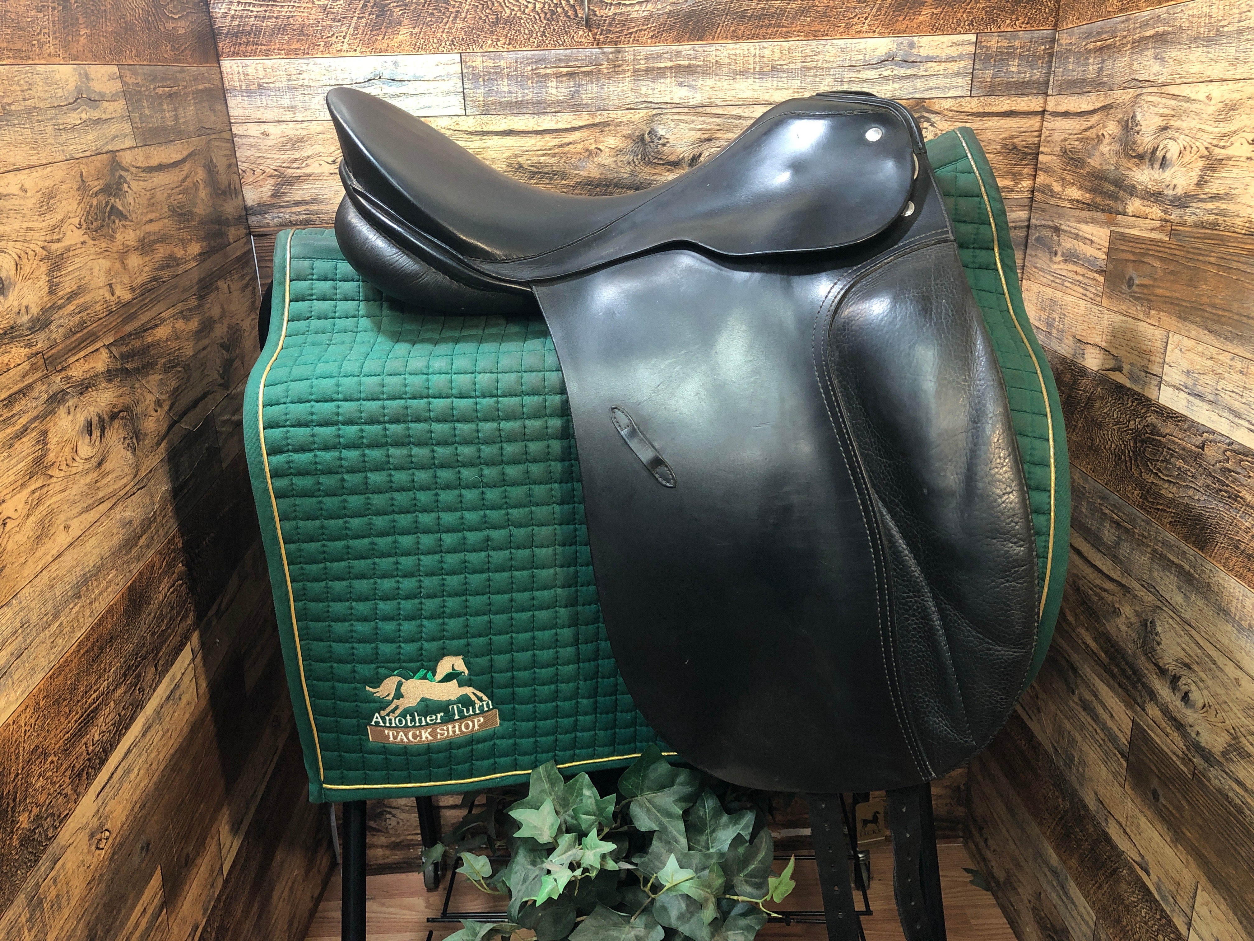 17.5" Passier Grand Gilbert Dressage Saddle