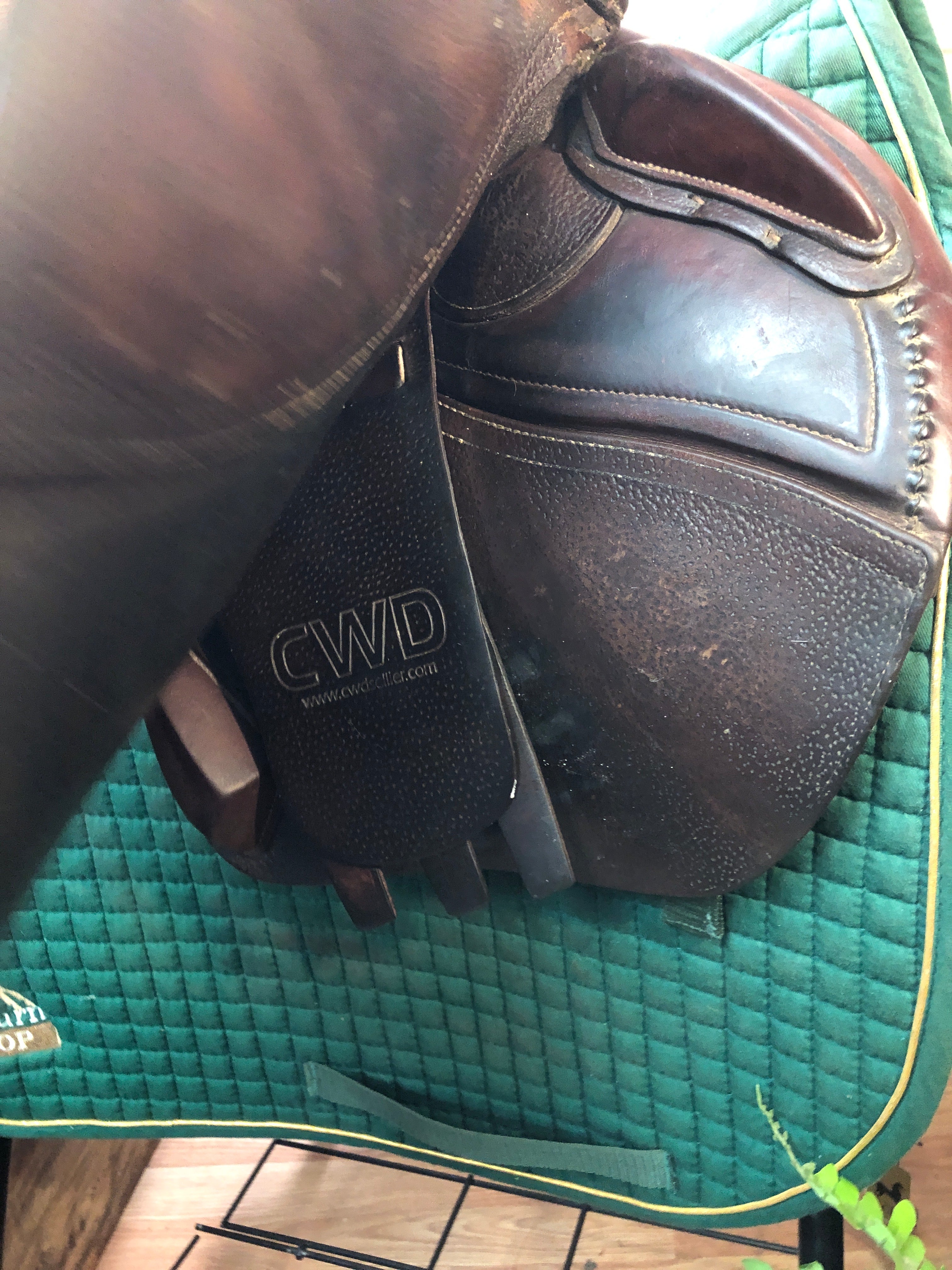17.5" CWD Jump Saddle