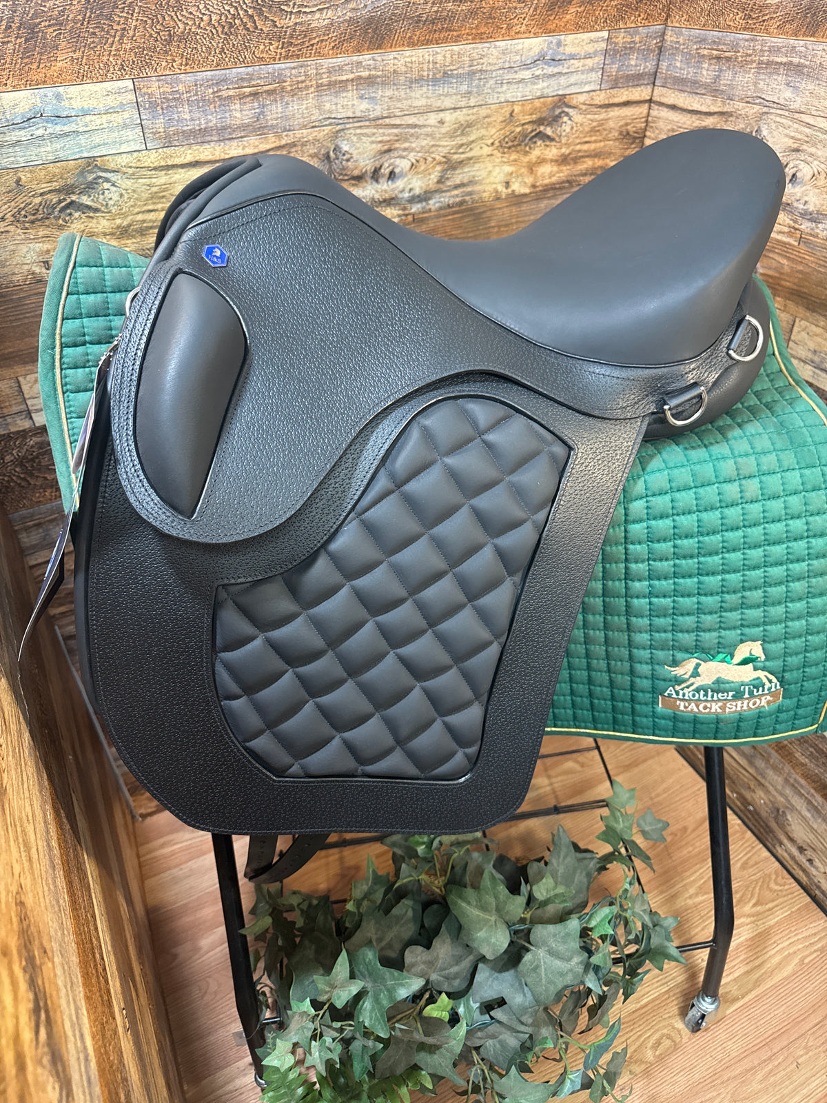 17.5" H&S Parceria Working Equitatioj Saddle