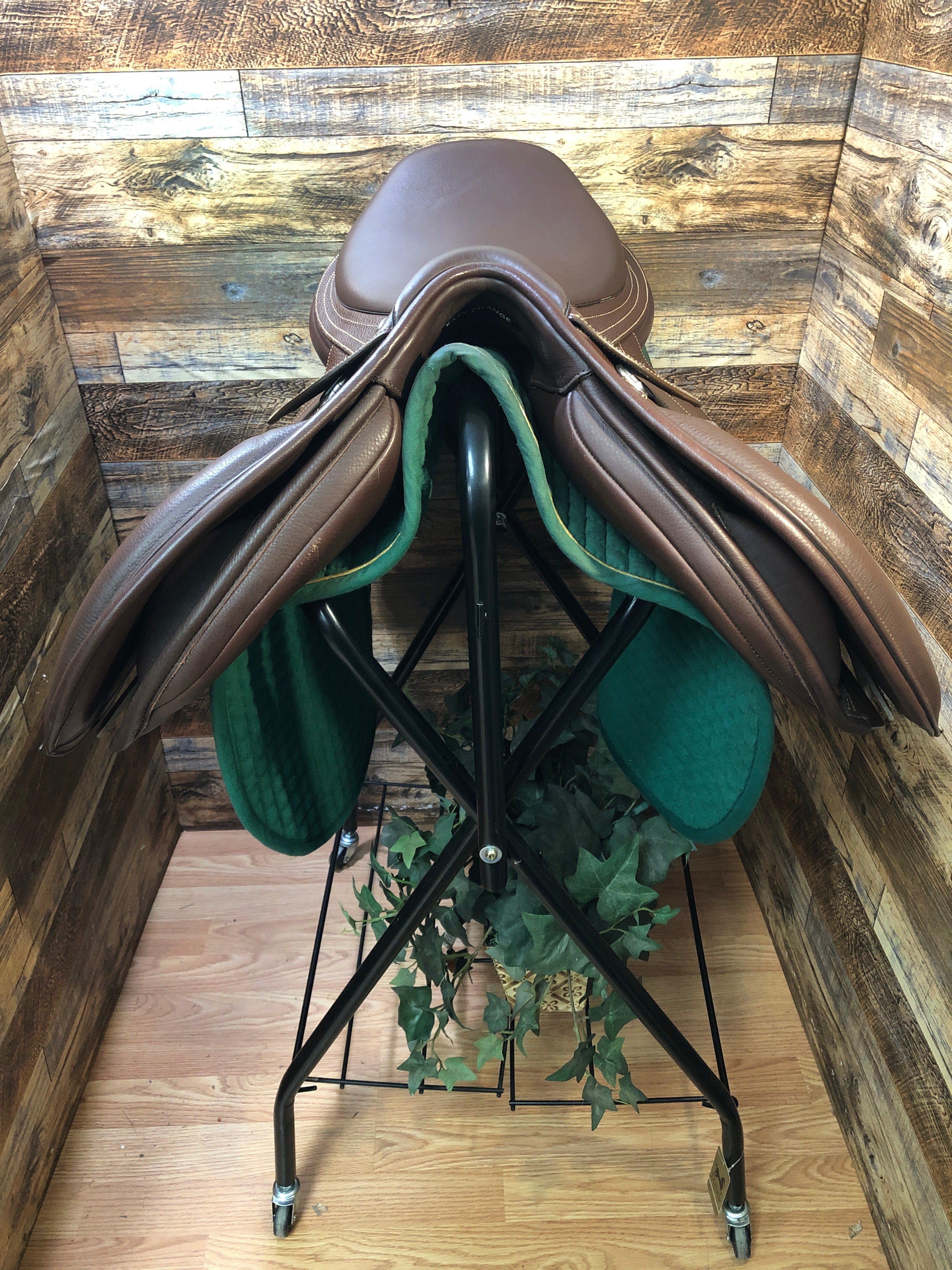 16" Bates AP Saddle Adj Gullet (blk inside)