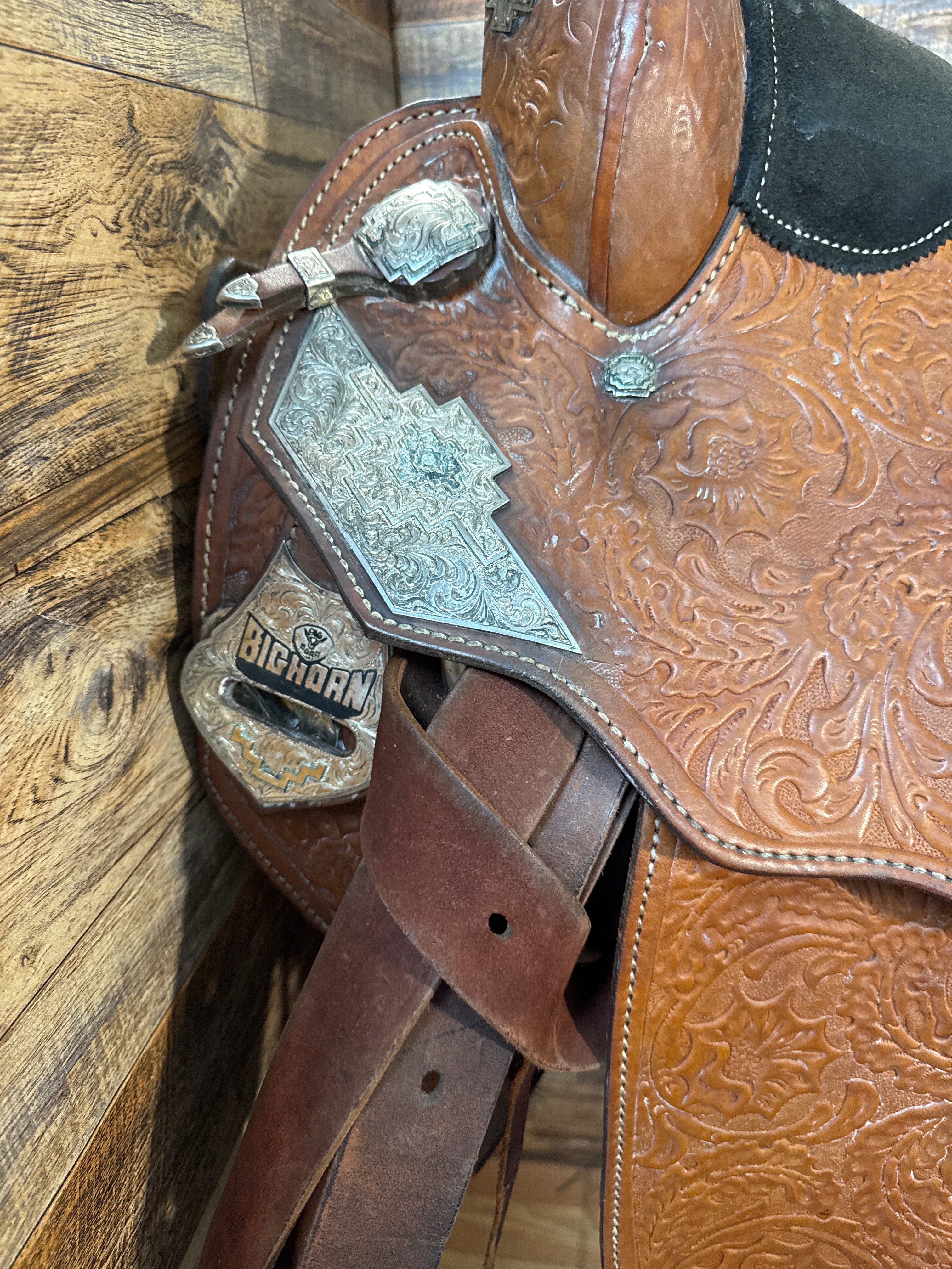 16.5 Big Horn Western Saddle w/