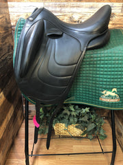 17" Devoucoux Makila Harmonie Dressage saddle