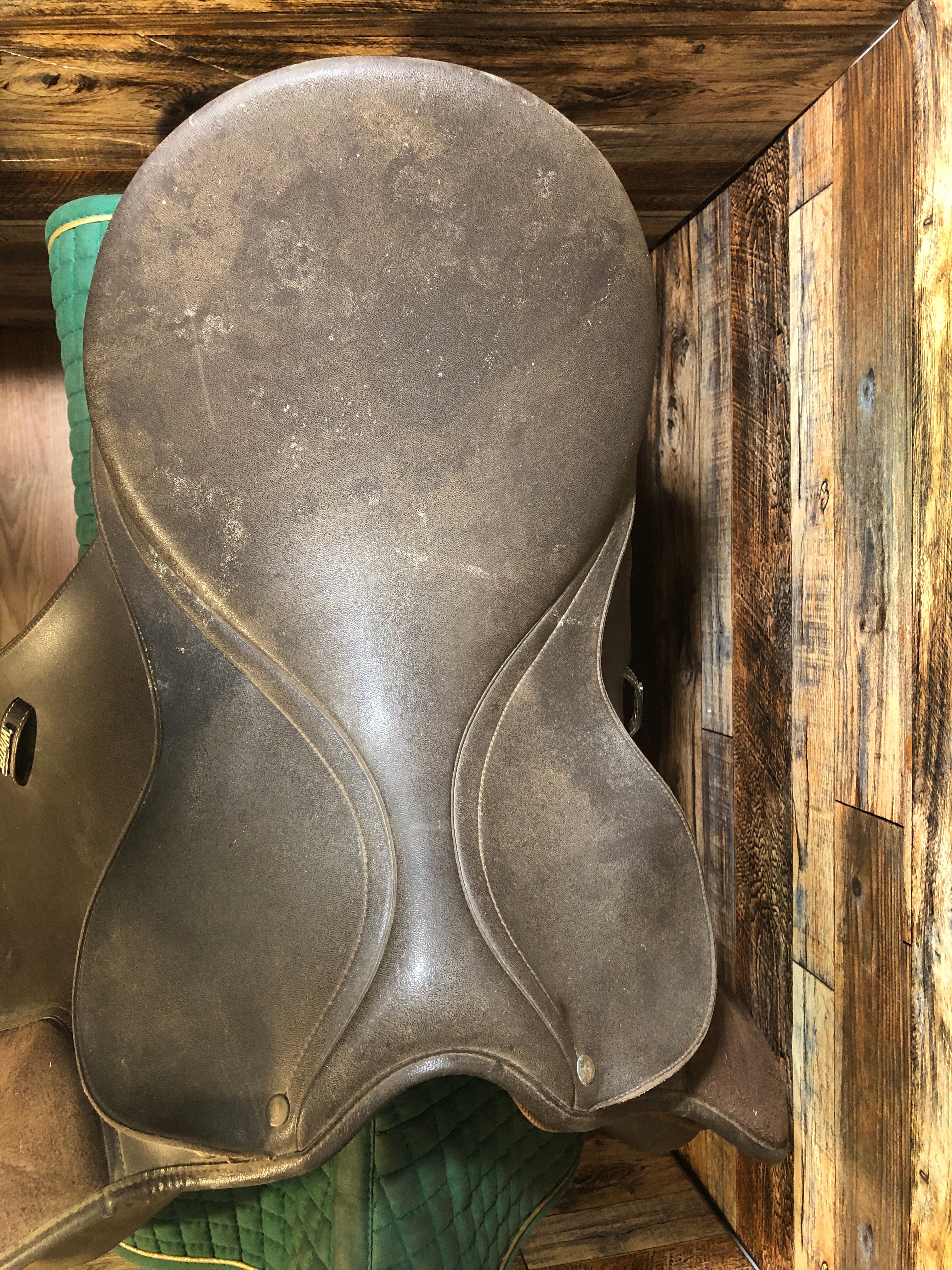 18" Wintec All Purpose Saddle