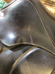 17" Voltaire Palm Beach Jump Saddle