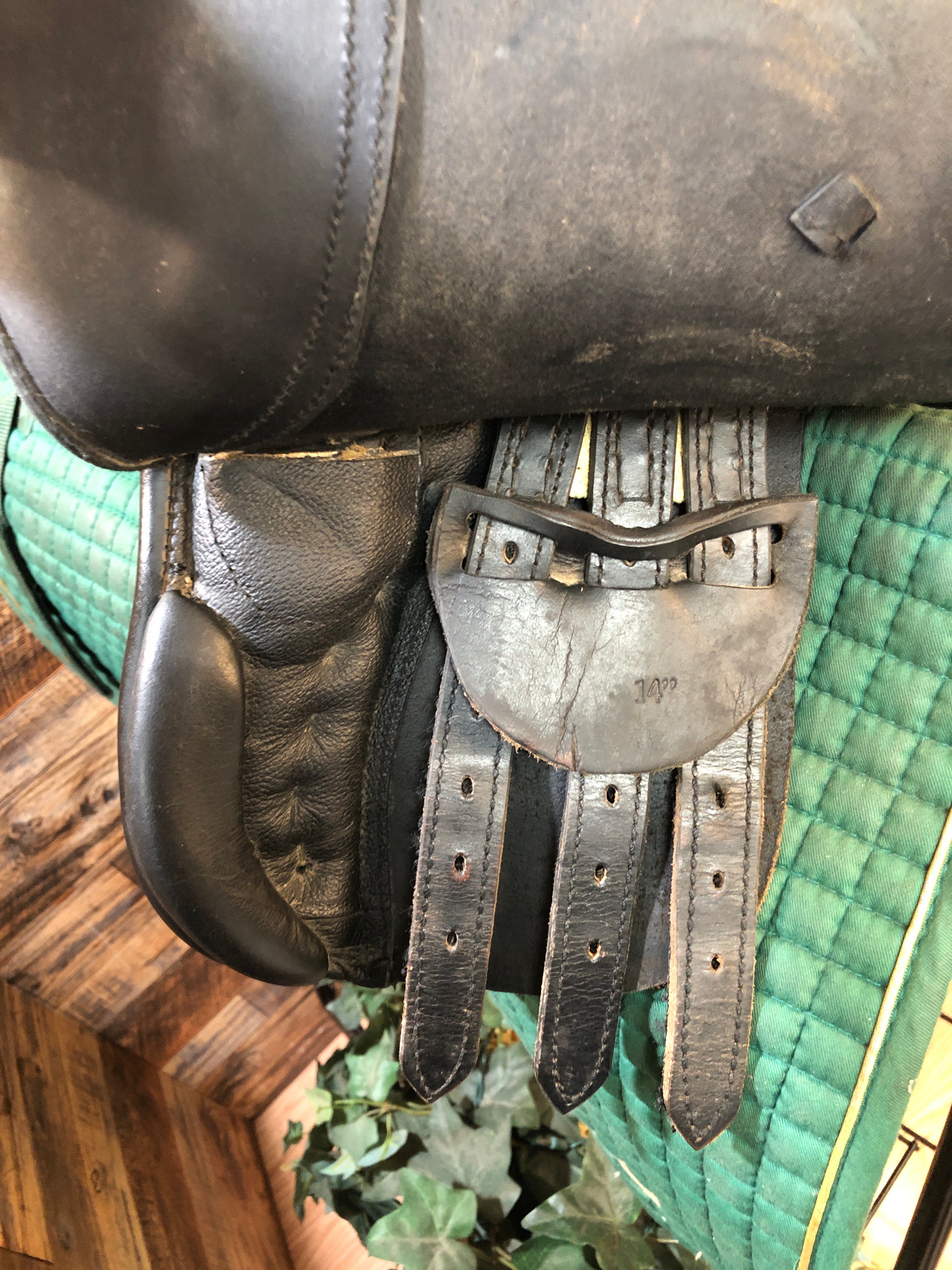 14" Blk Child Saddle 5"/10"