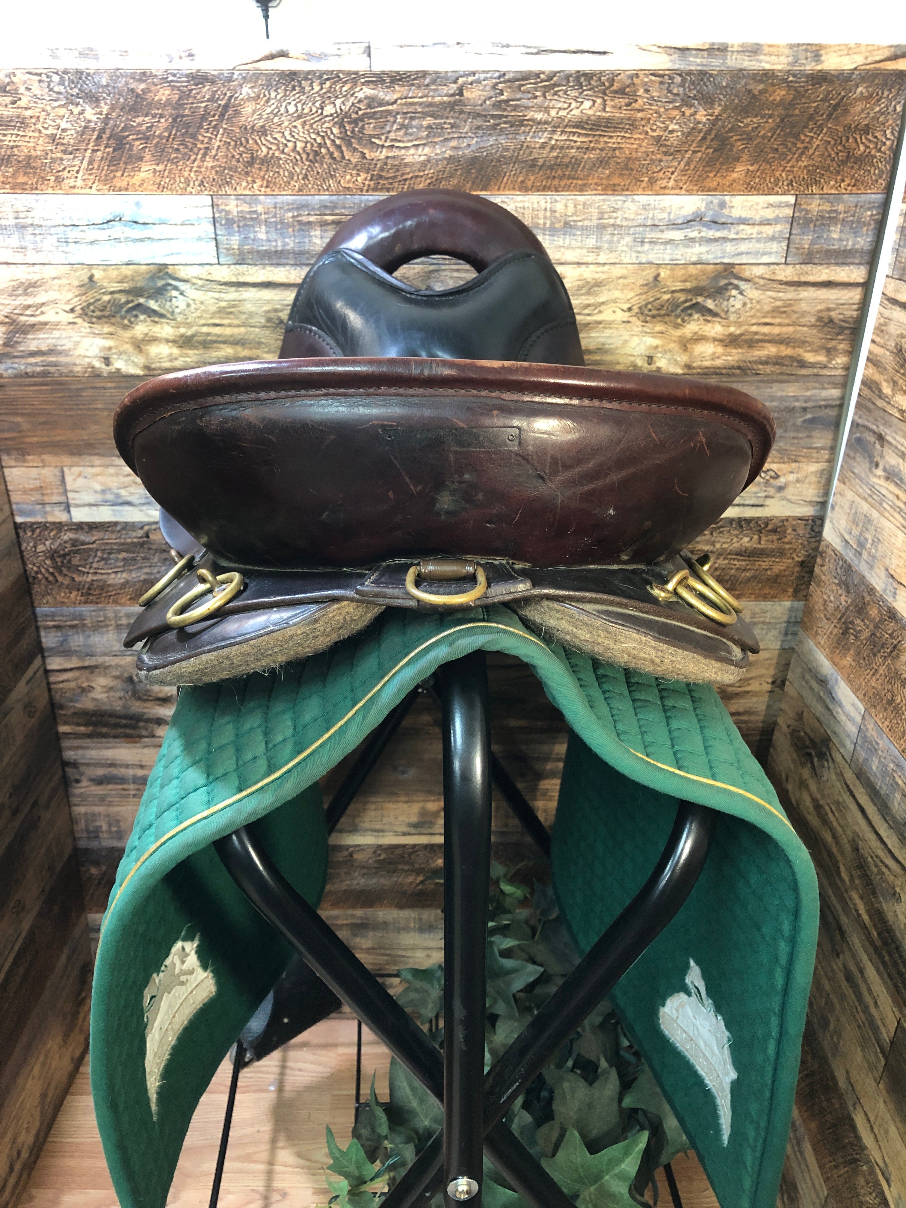 18" Tucker Equitation & Endurance Saddle