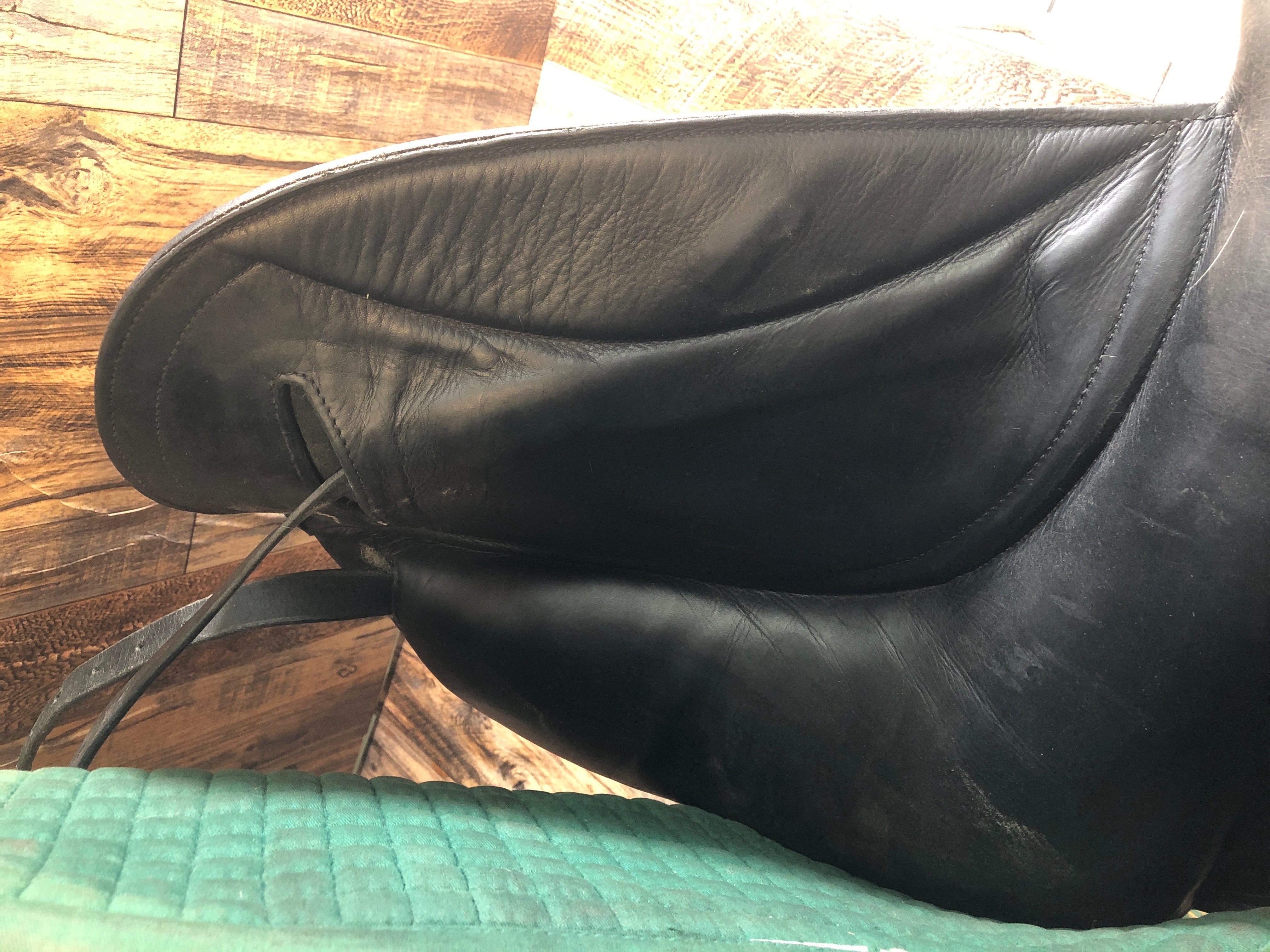 17.5" Cardhu Monoflap N2 Saddle