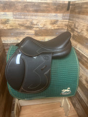 17.5" Antares 3A Jump Saddle