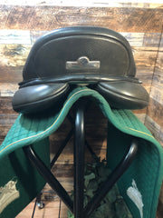 17.5" Bates Elevation Jump Saddle
