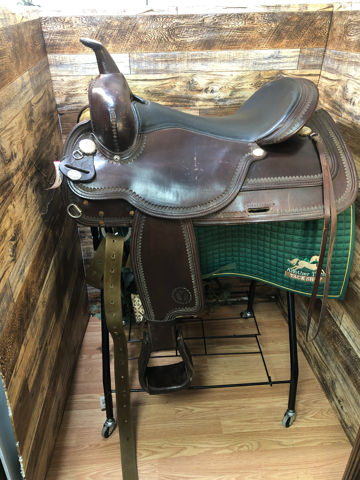 17" Flex Lite Circle Y Saddle
