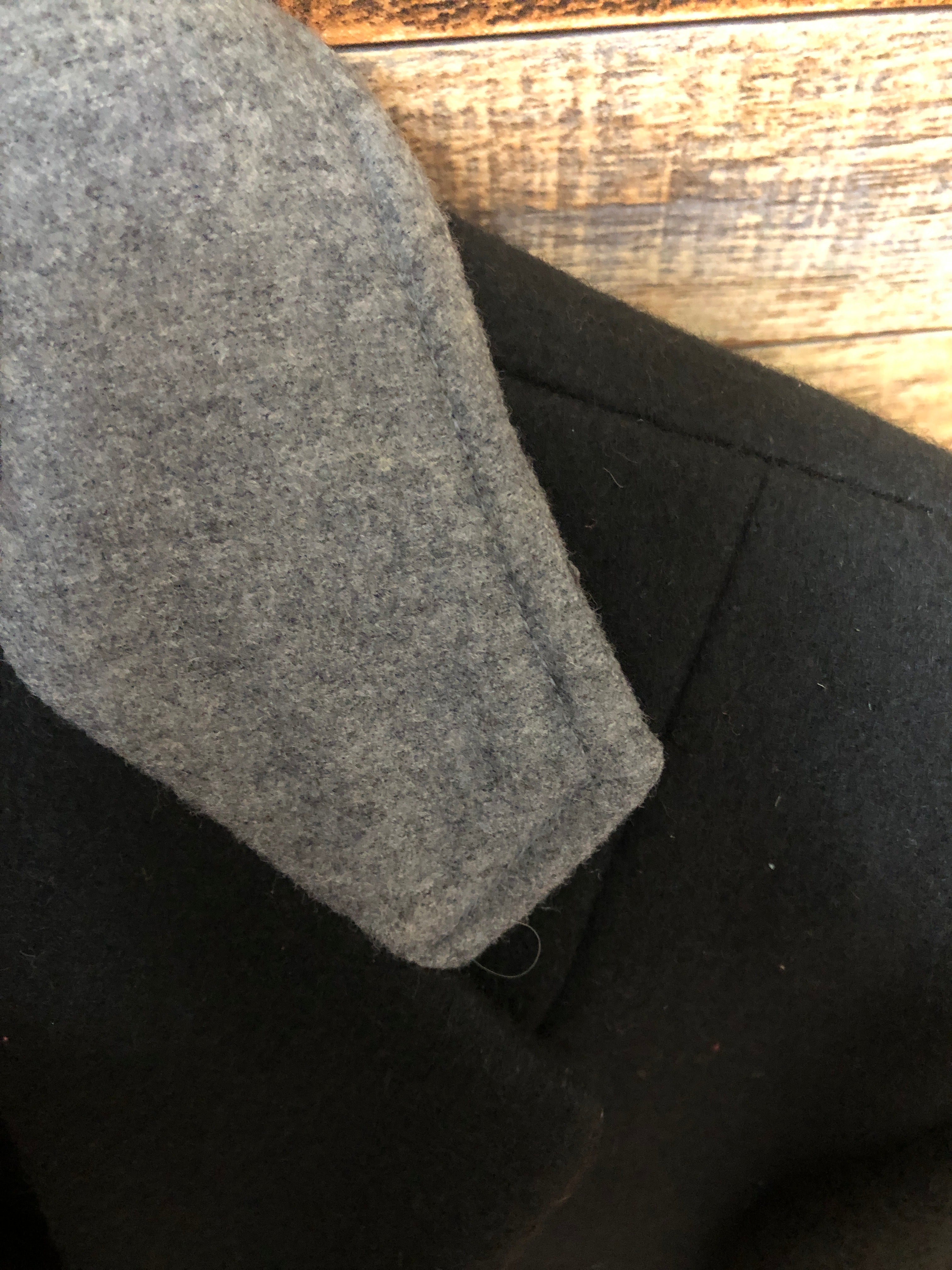 Classic Ladies Blk Med-Heavy Melton w/ gray coller
