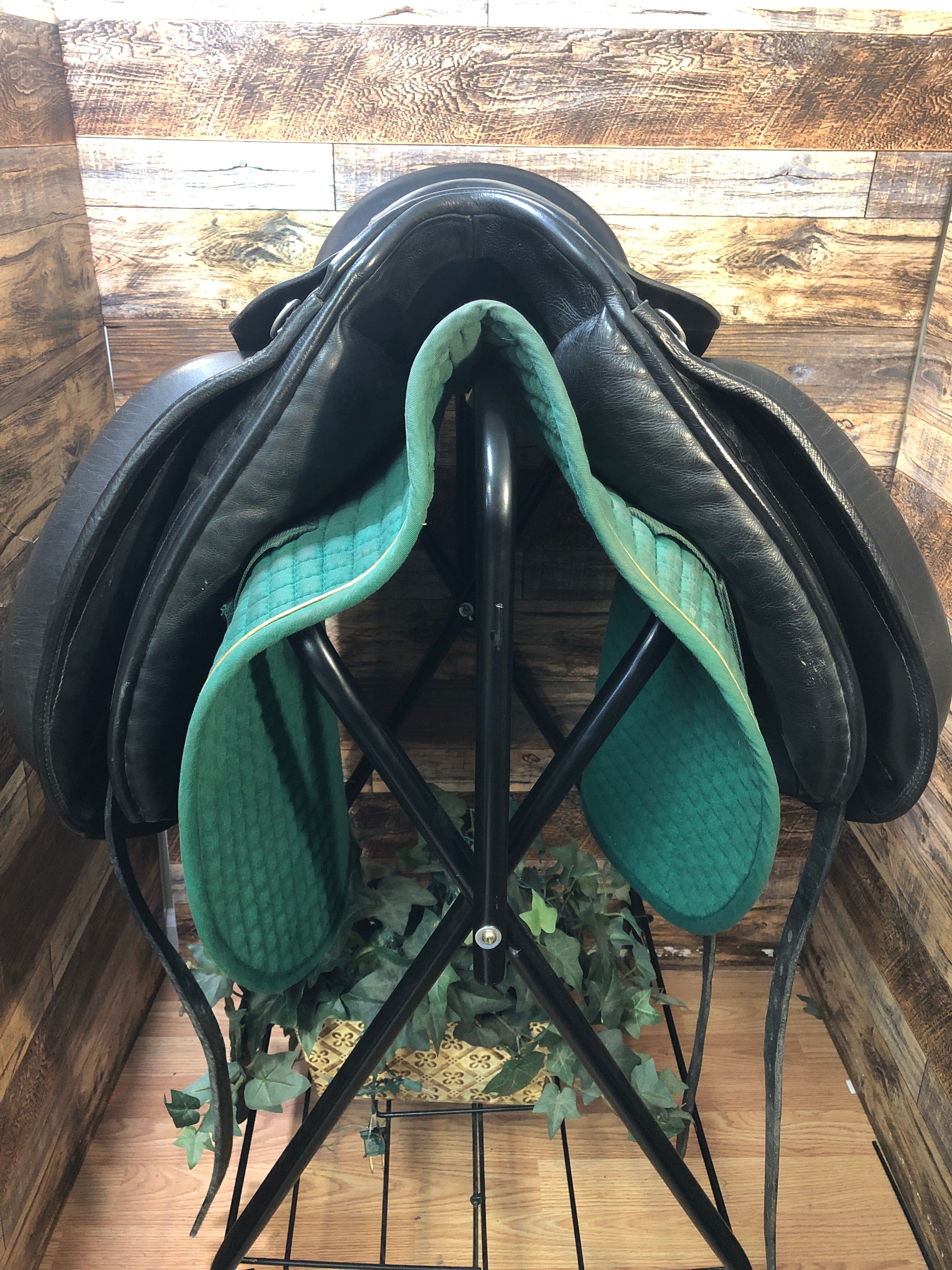 17.5" Custom Wolfgang Dressage Saddle (2014)