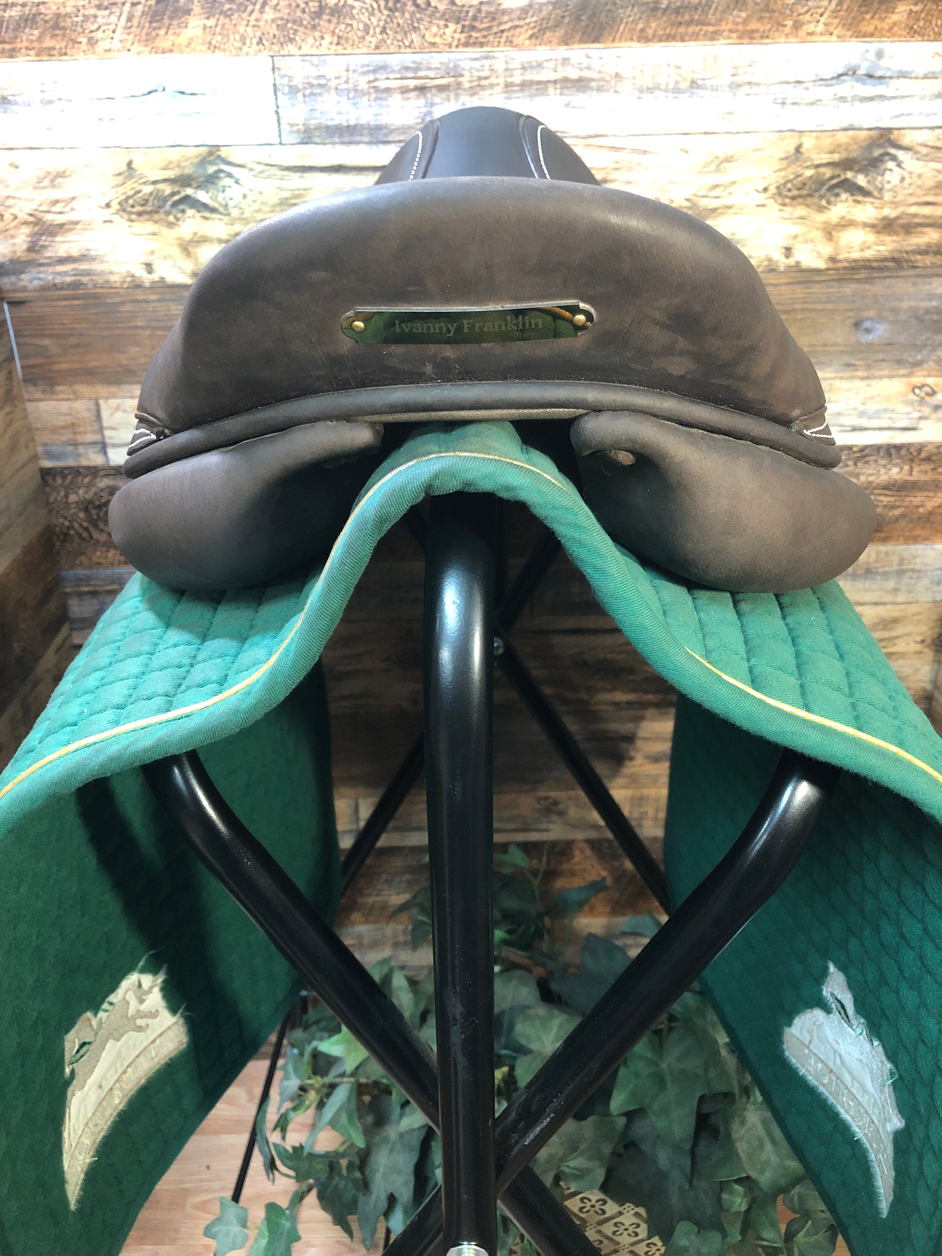 17" Voltaire Stuttgart Saddle (2023)