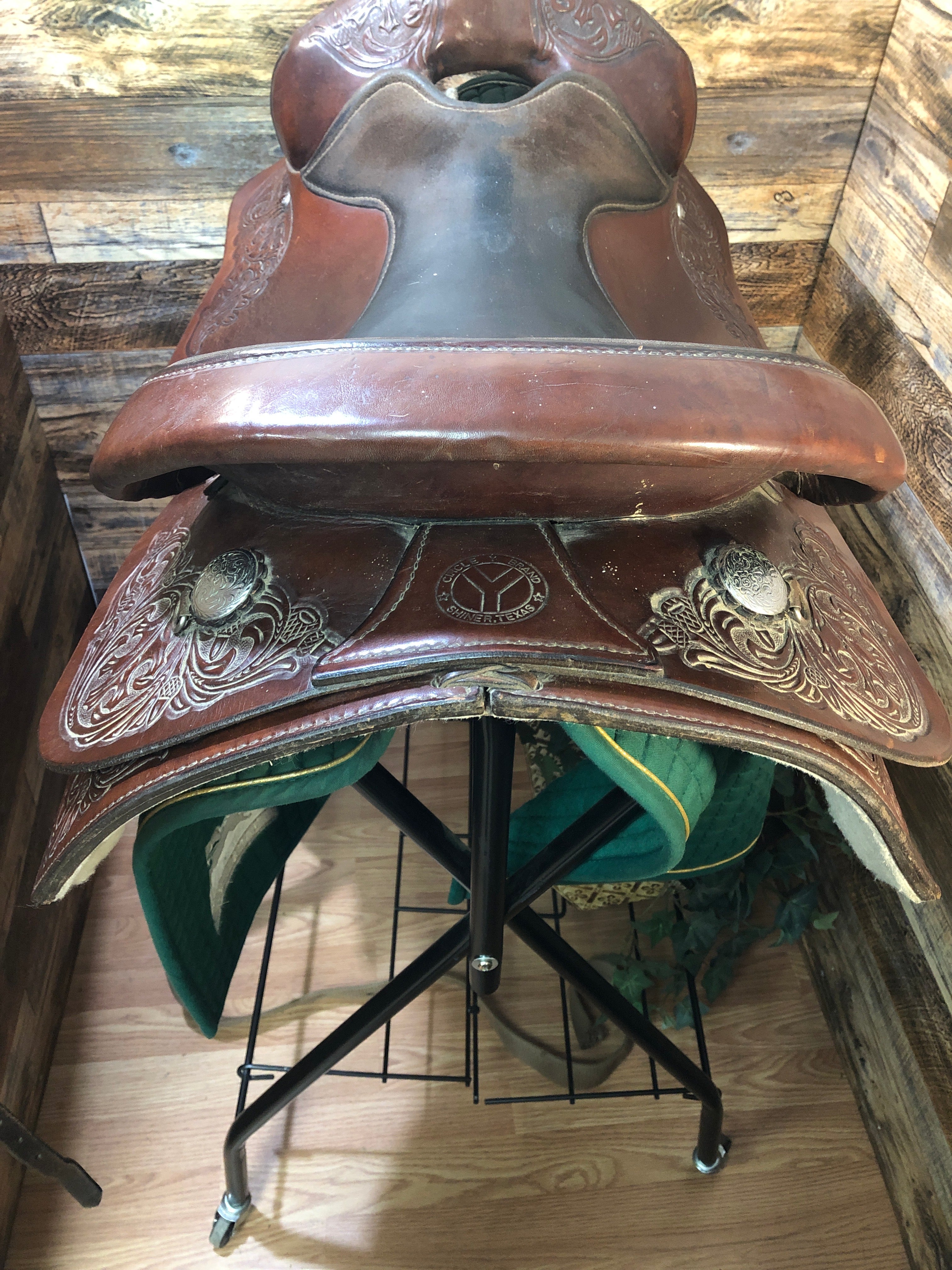 18" Circle Y Proven Winner Saddle
