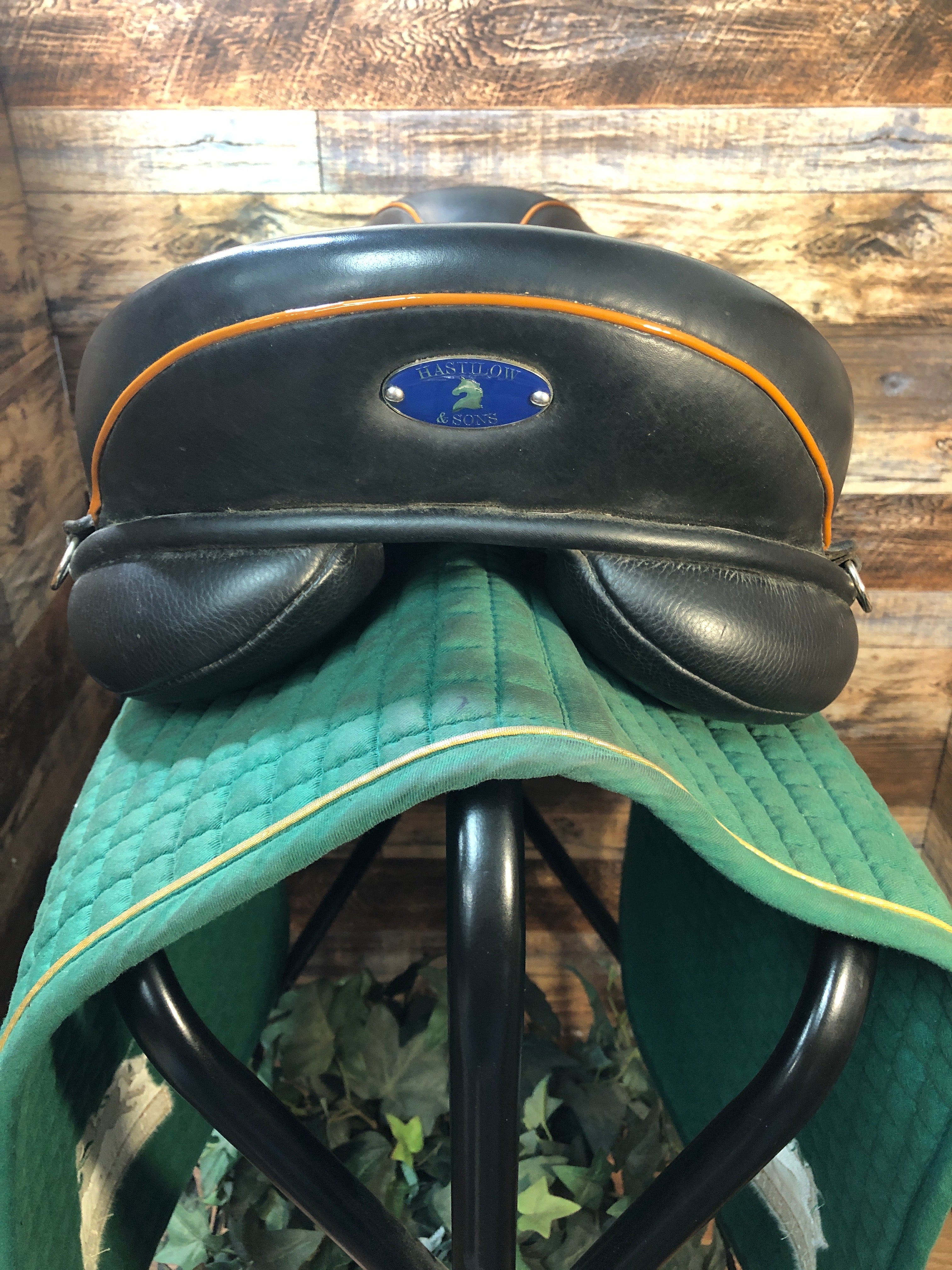 18.5" Hastilow Cob Dressage Saddle (2023) Blk/Brn/ Amber Pip