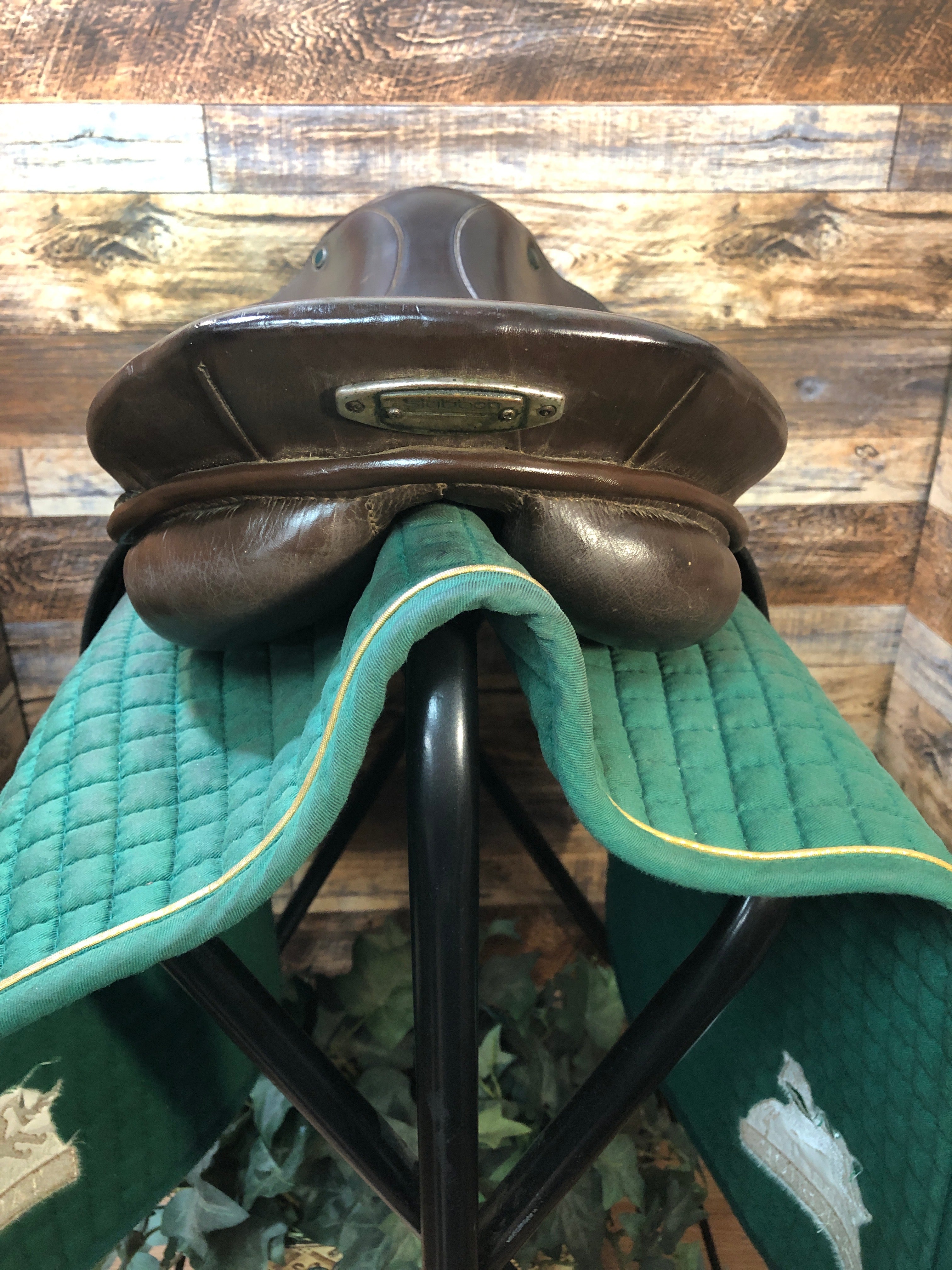 17"  Stubben Edelweiss Jump Saddle 6" tree/ 12.5" Flap-Wool
