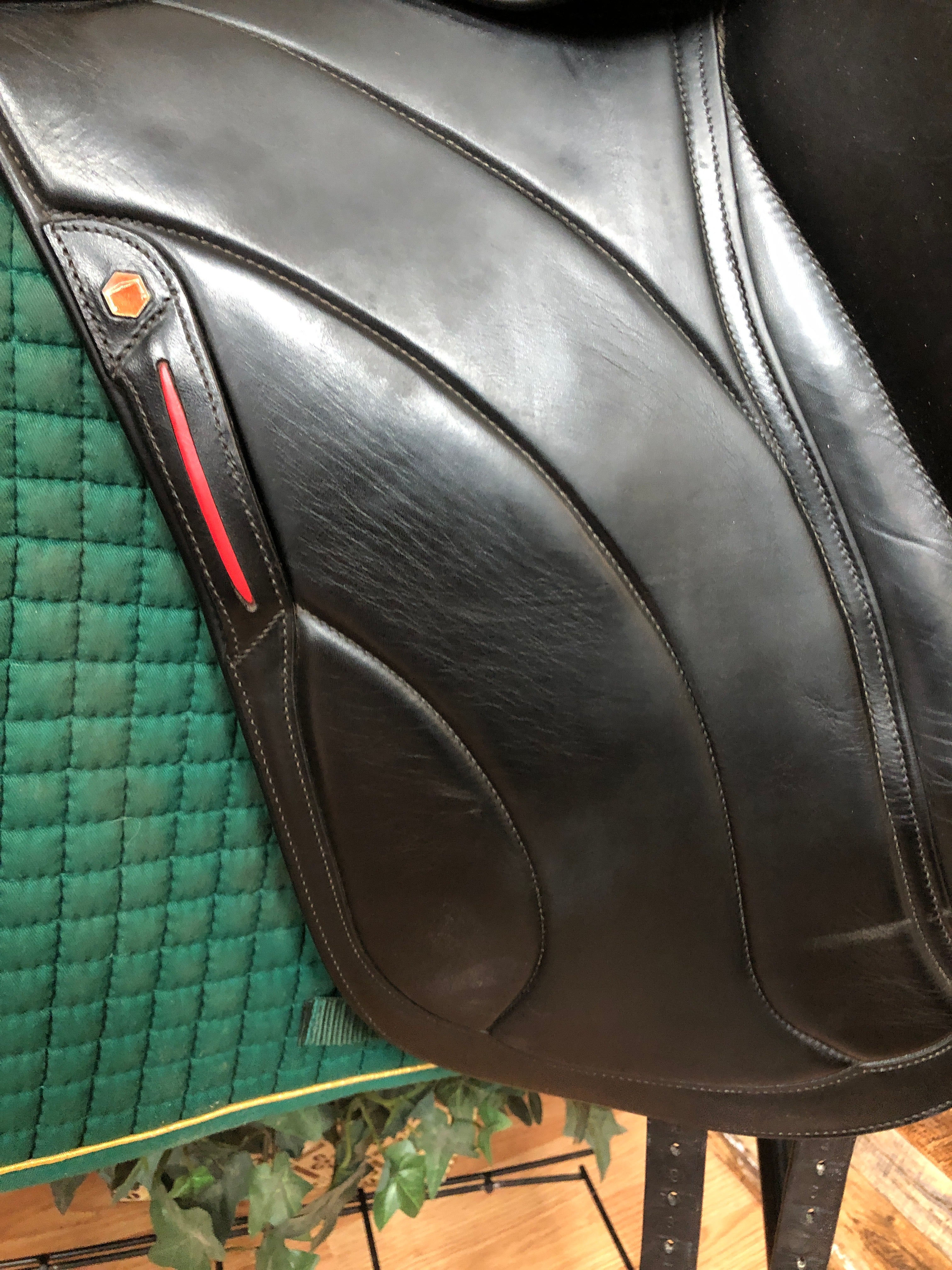 18" Albion Revelation Dressage Saddle