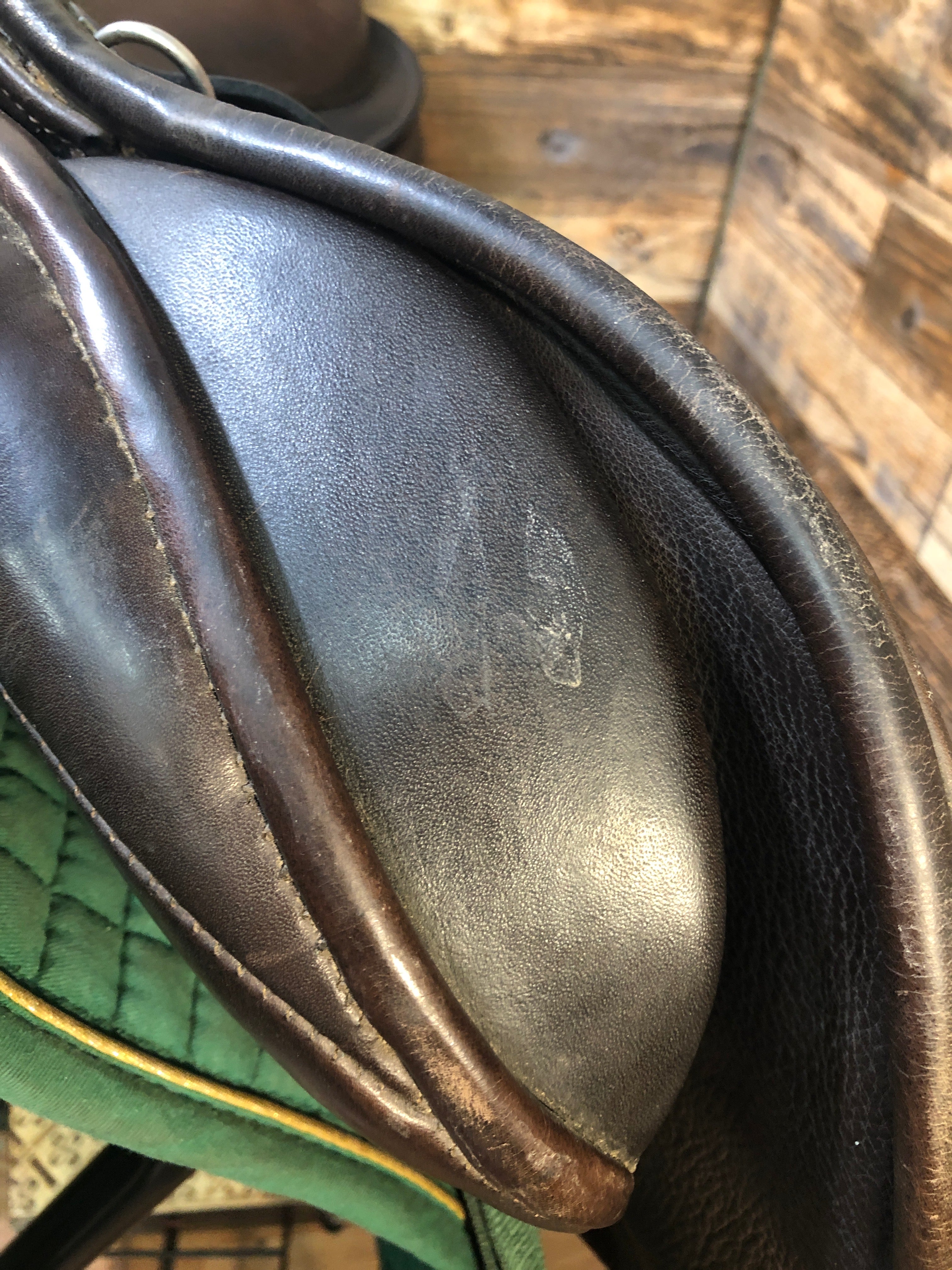 18" Hastilow Monoflap Jump Saddle