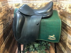 17.5" Equipe Dressage - Foam w/ cover