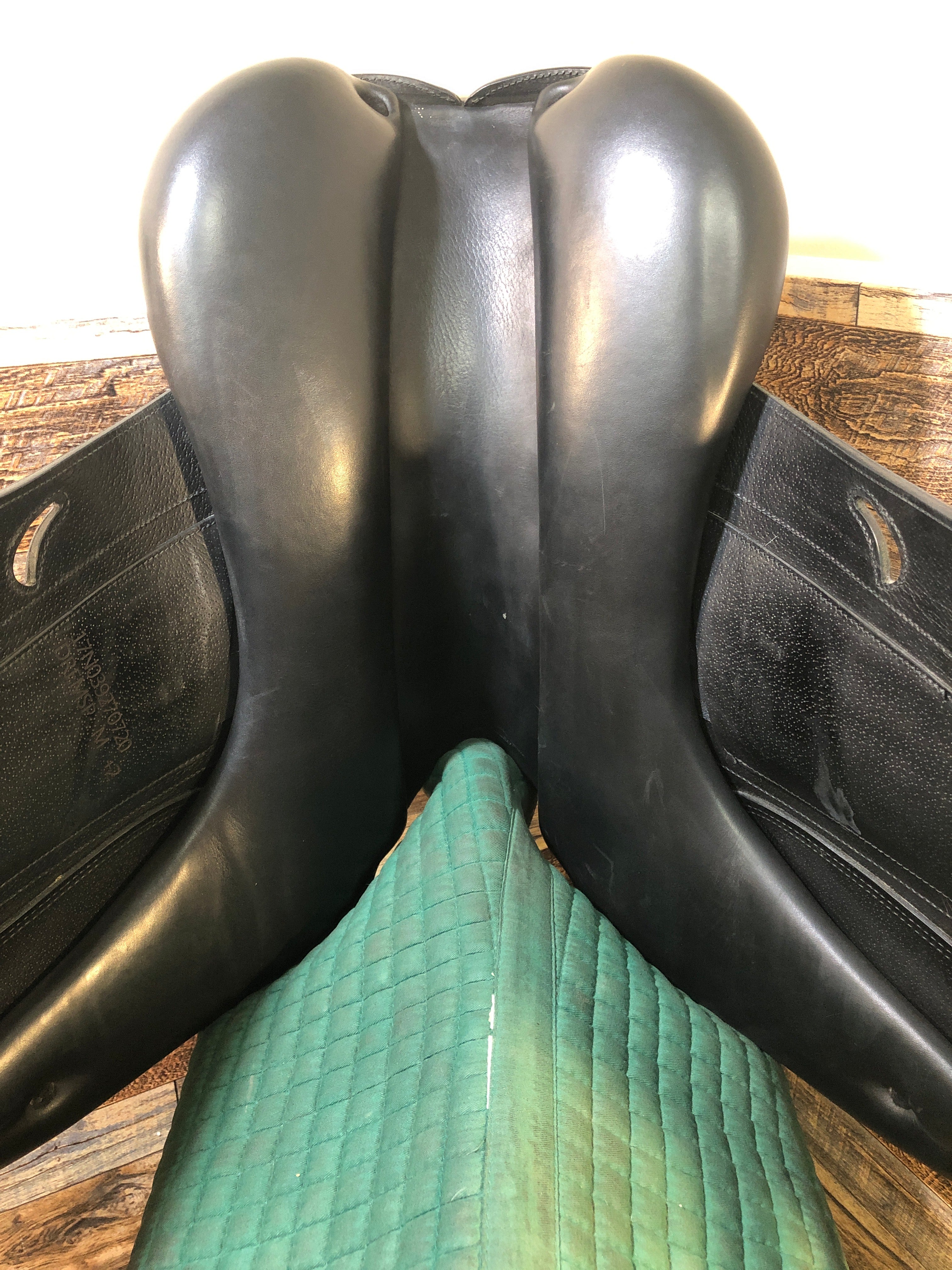 17.5" Equipe Dressage - Foam w/ cover
