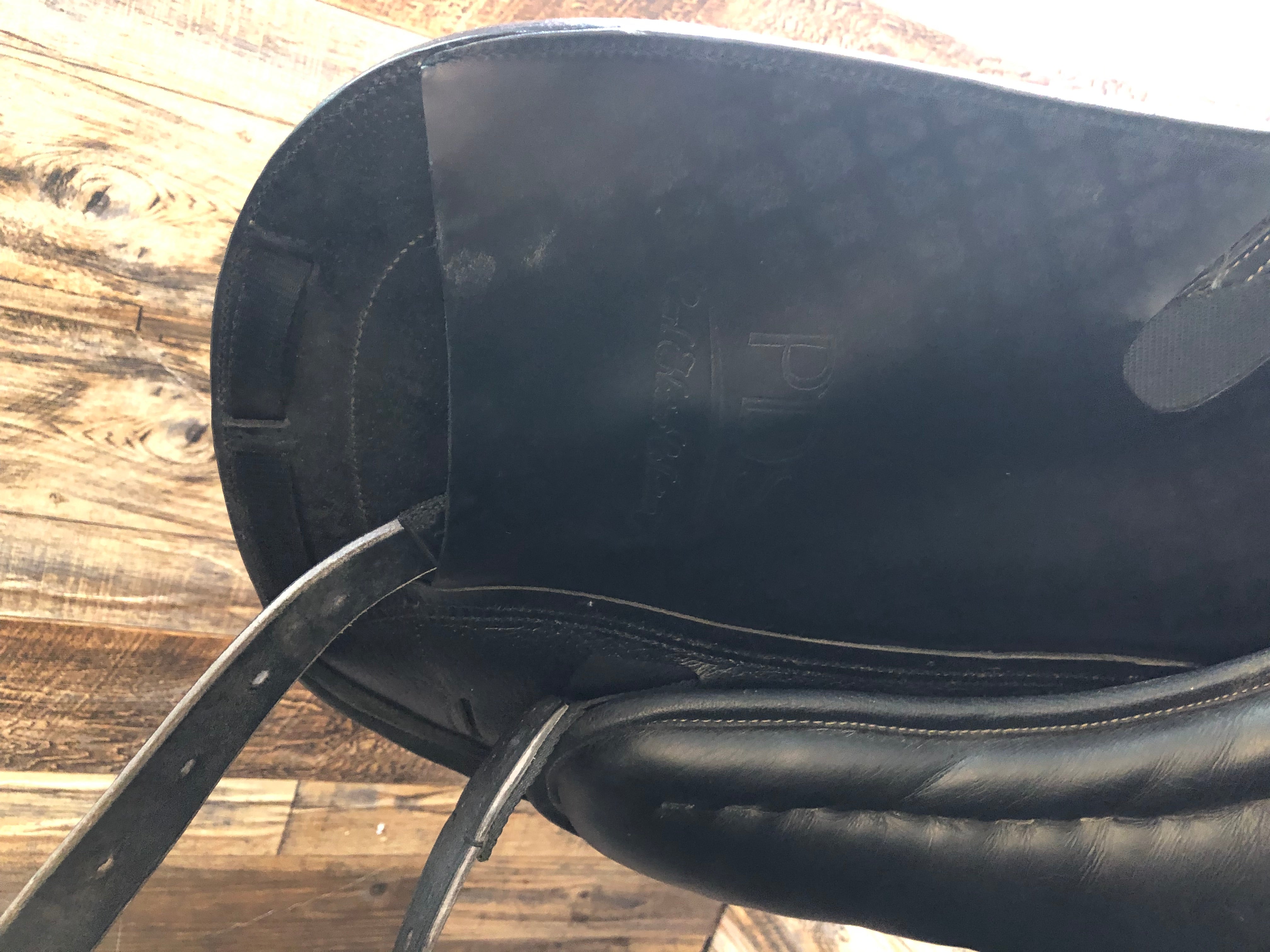 17" PDS Carl Hester Dressage Saddle
