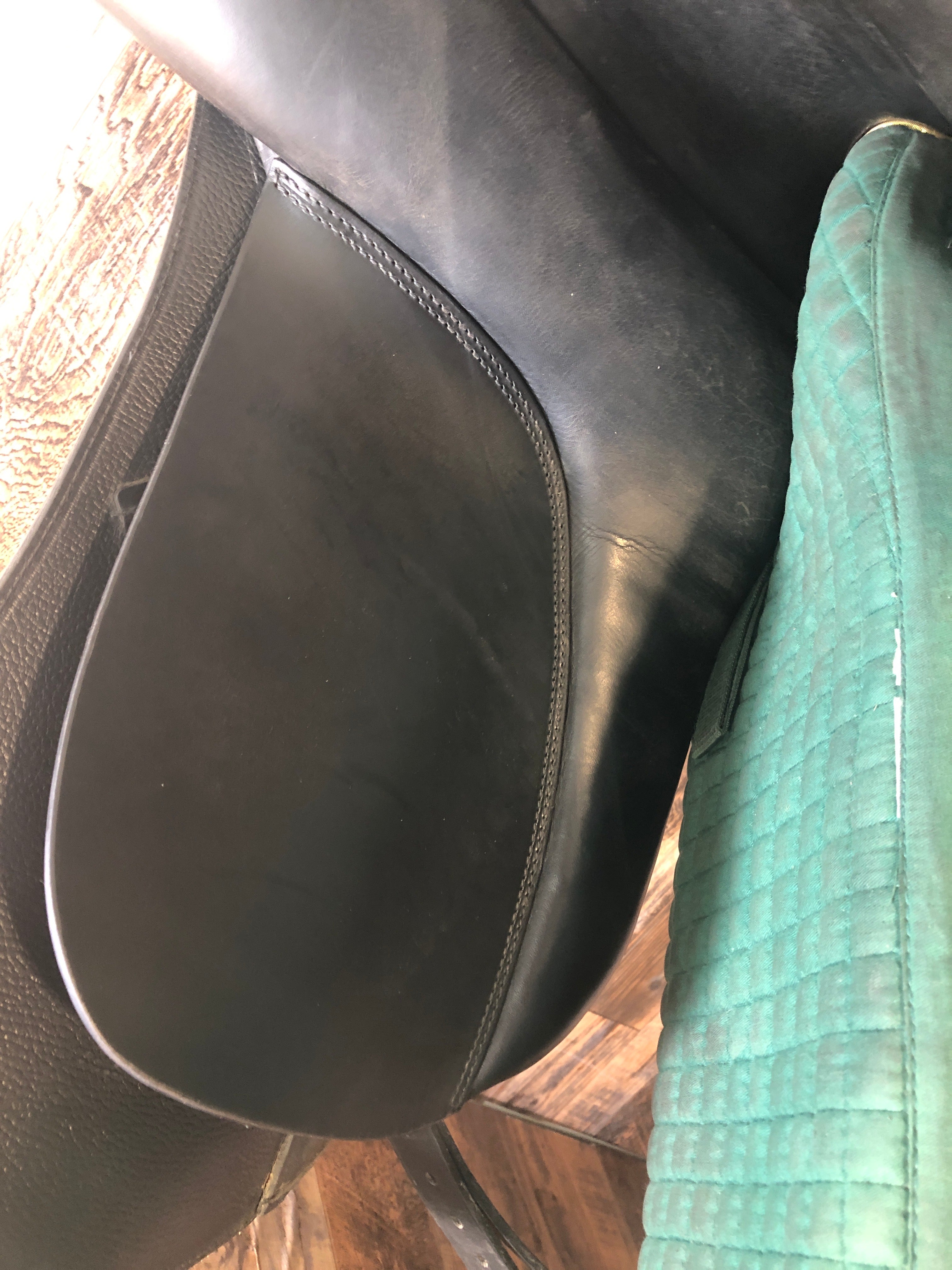 18" Stubben 1894 Dressage Saddle