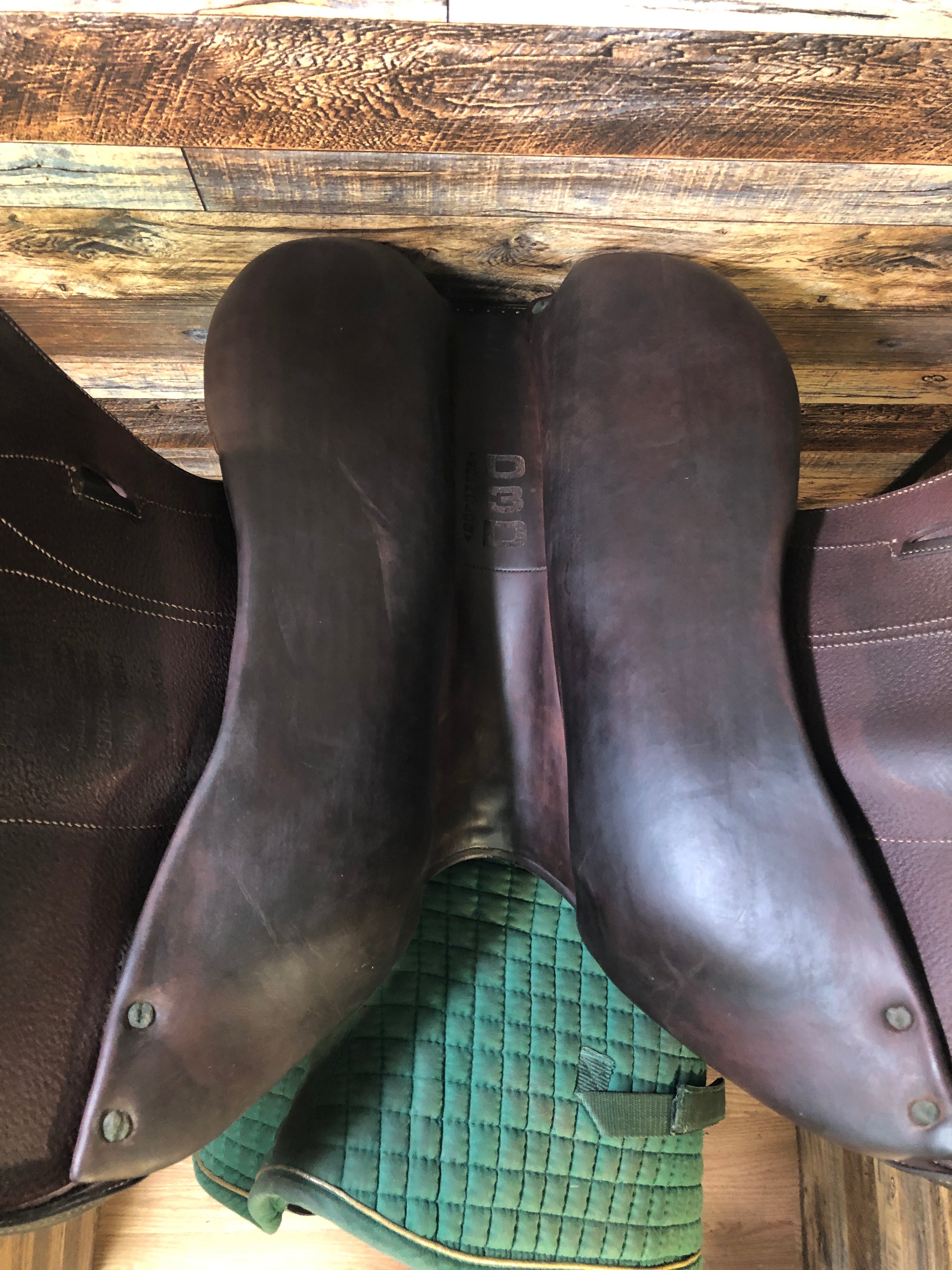 17.5" Devoucoux Chiberta Lab Monoflap Jump Saddle