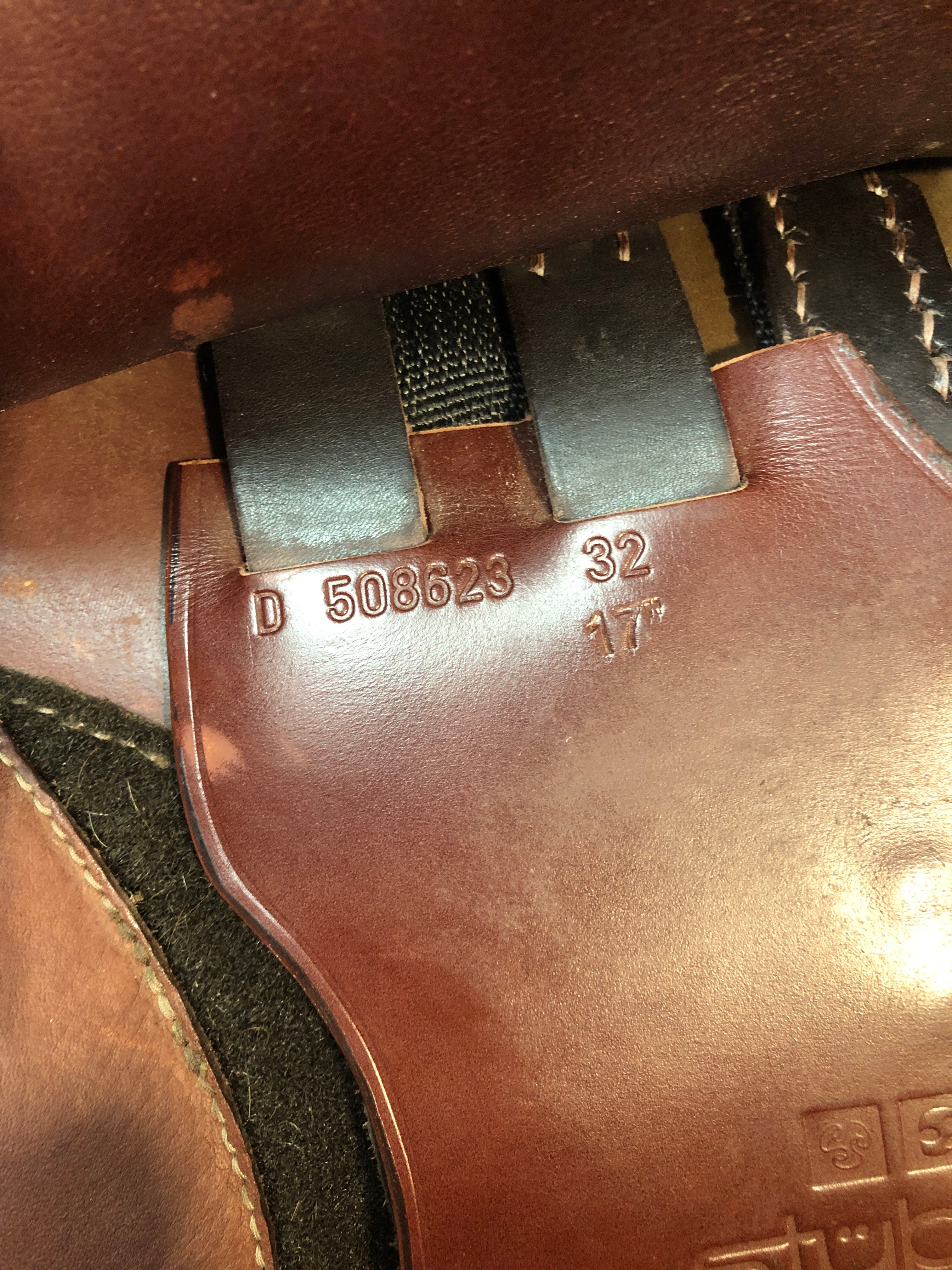 17" Stubben "Ascend" Close Contact Saddle