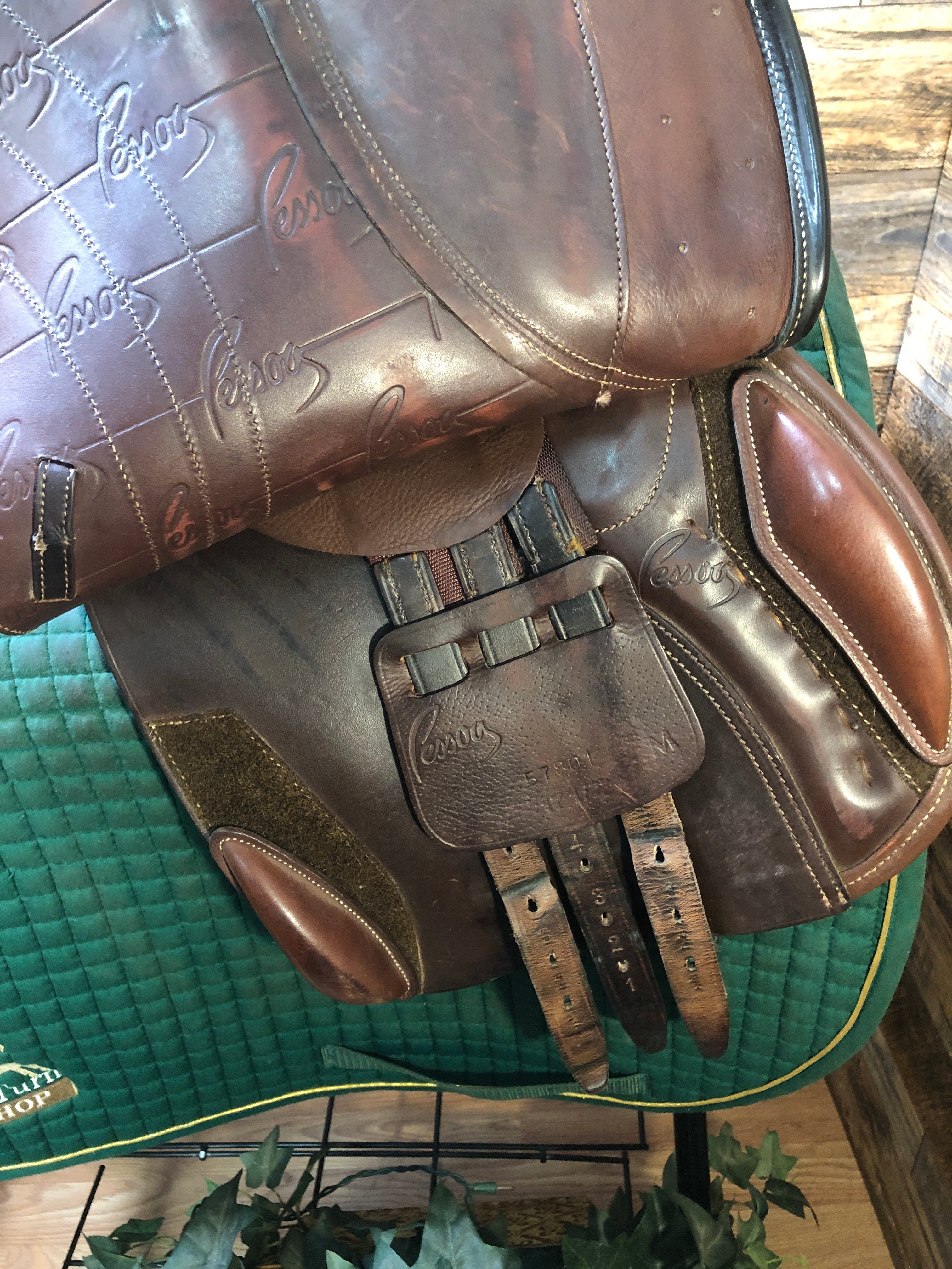 17.5" Pessoa Jump Saddle