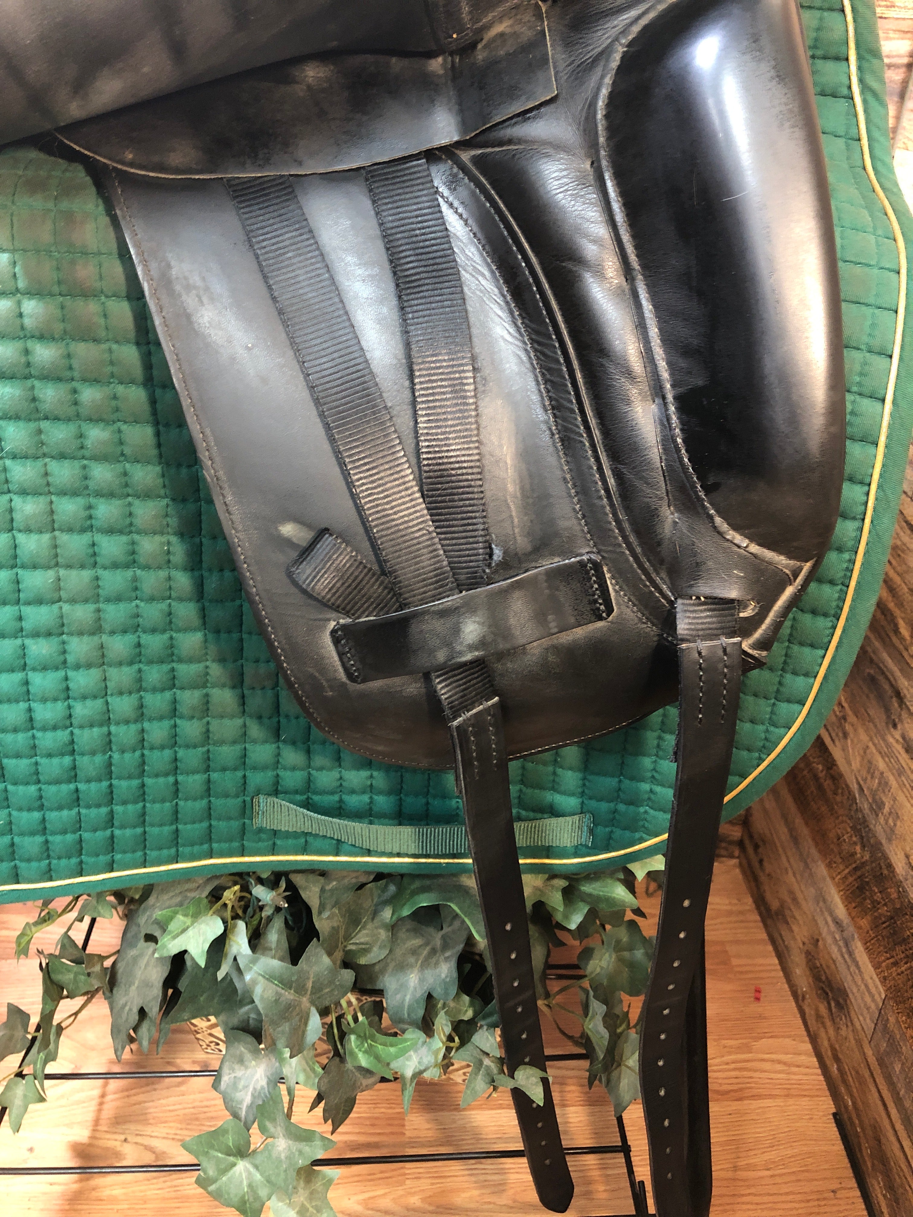 17" Albion SLK Dressage Saddle