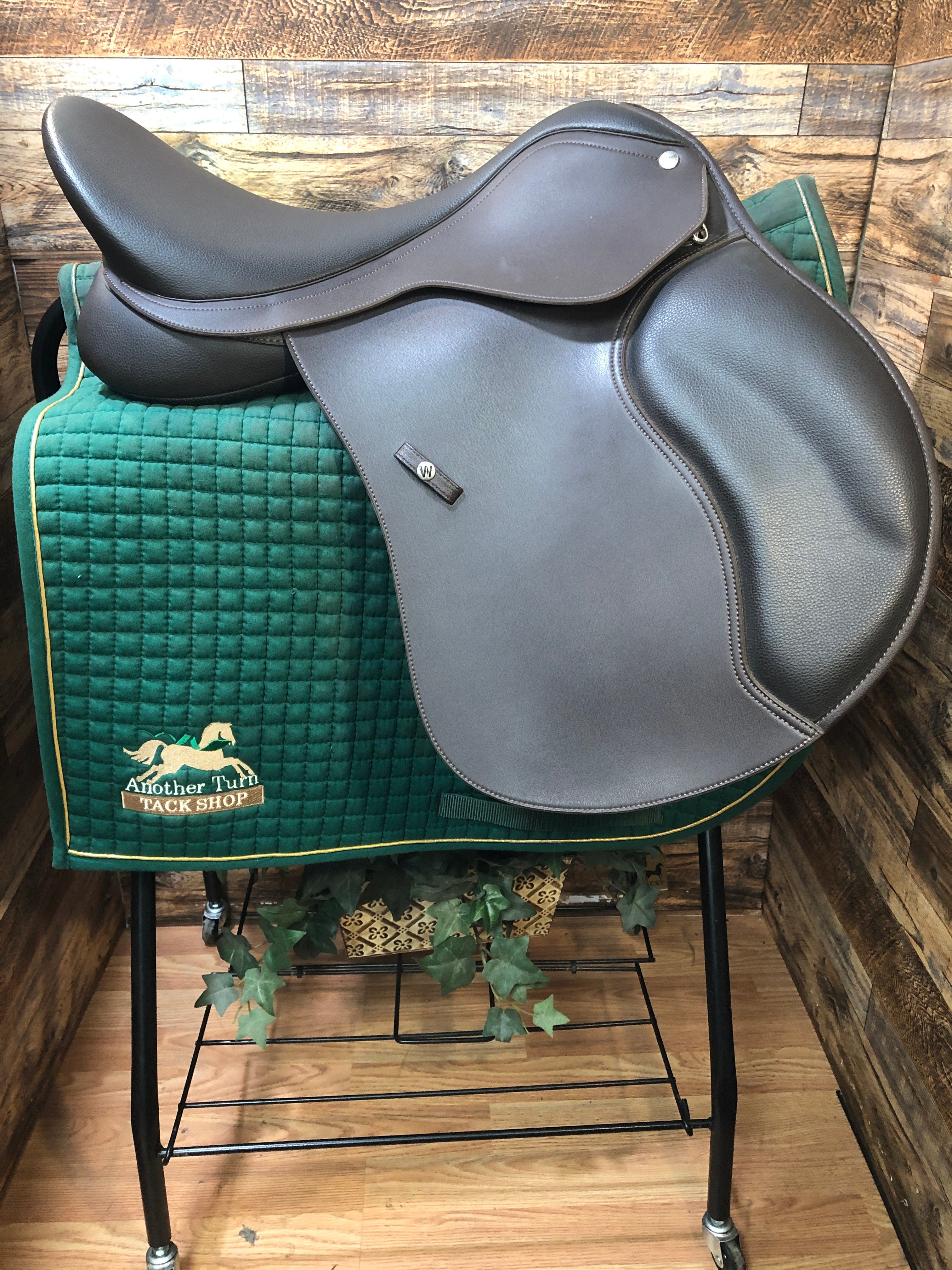 17.5" Wintec 500 All Purpose Saddle-Brown