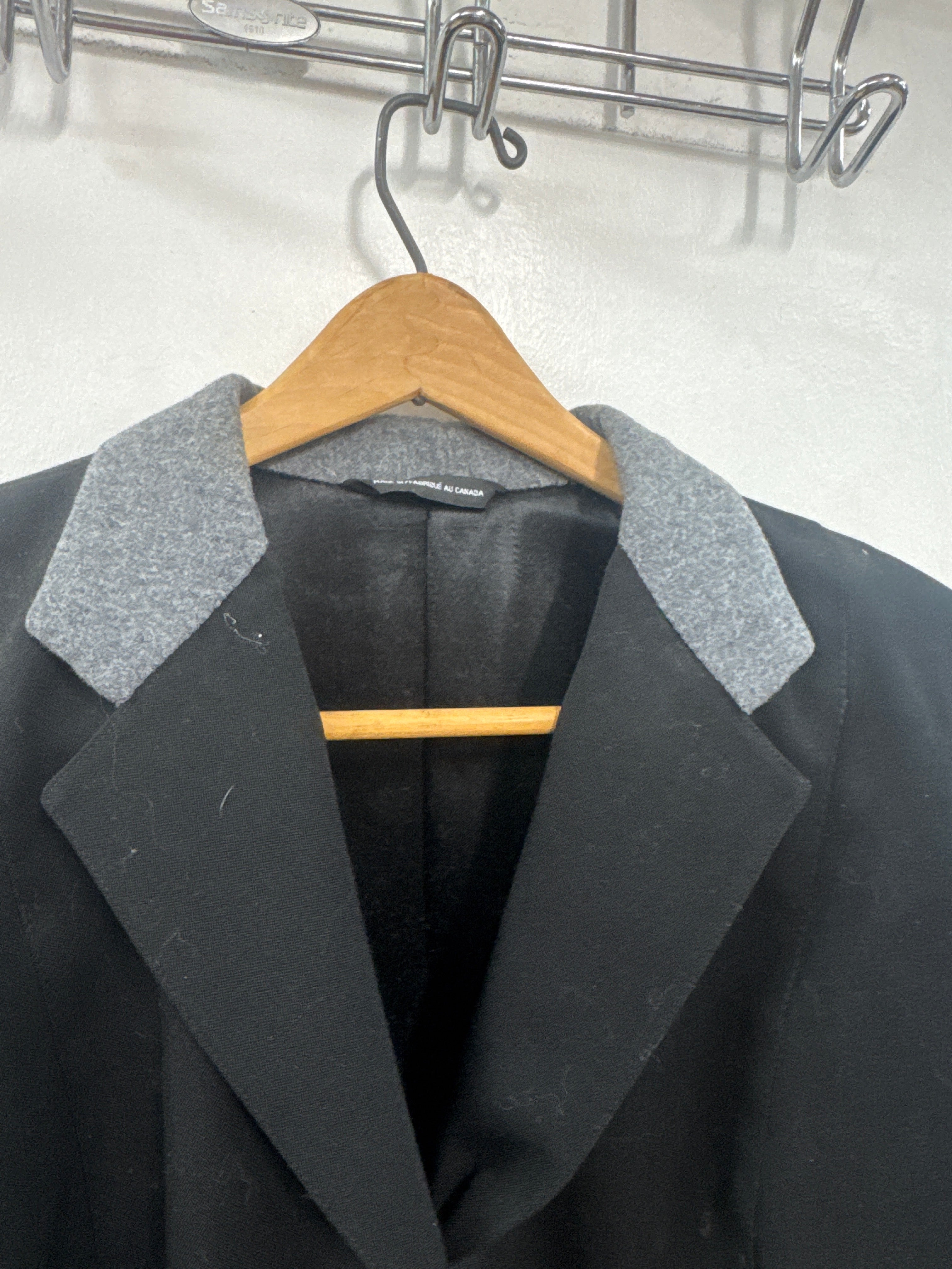 Classic Ladies Lite Melton wool w/ gray coller