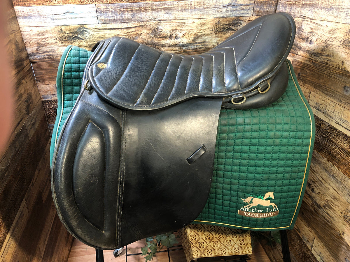 19" Jorge Canaves Trail Saddle