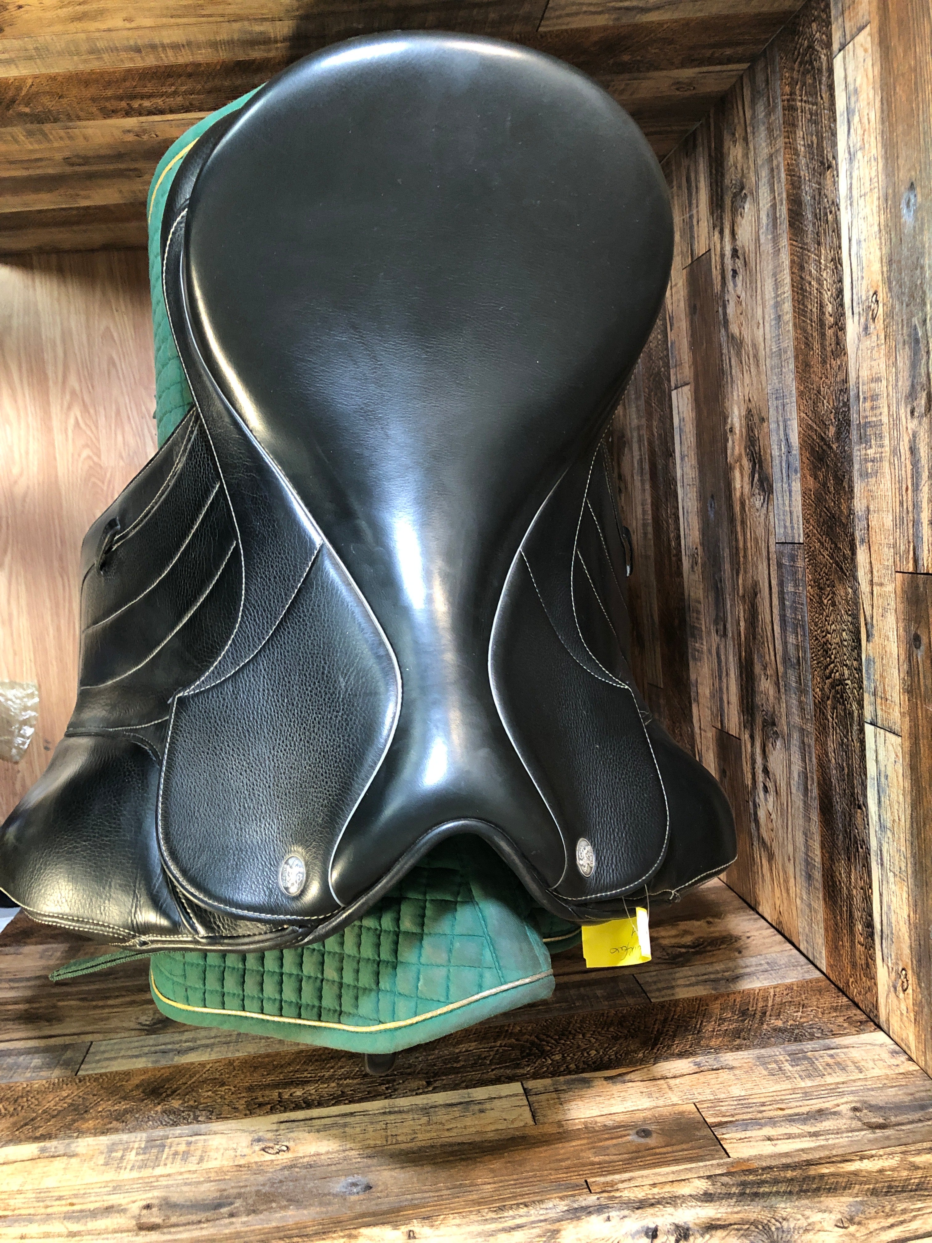 17.5" Fairfax Rebecca MonoFlap Dressage 16.5 flap