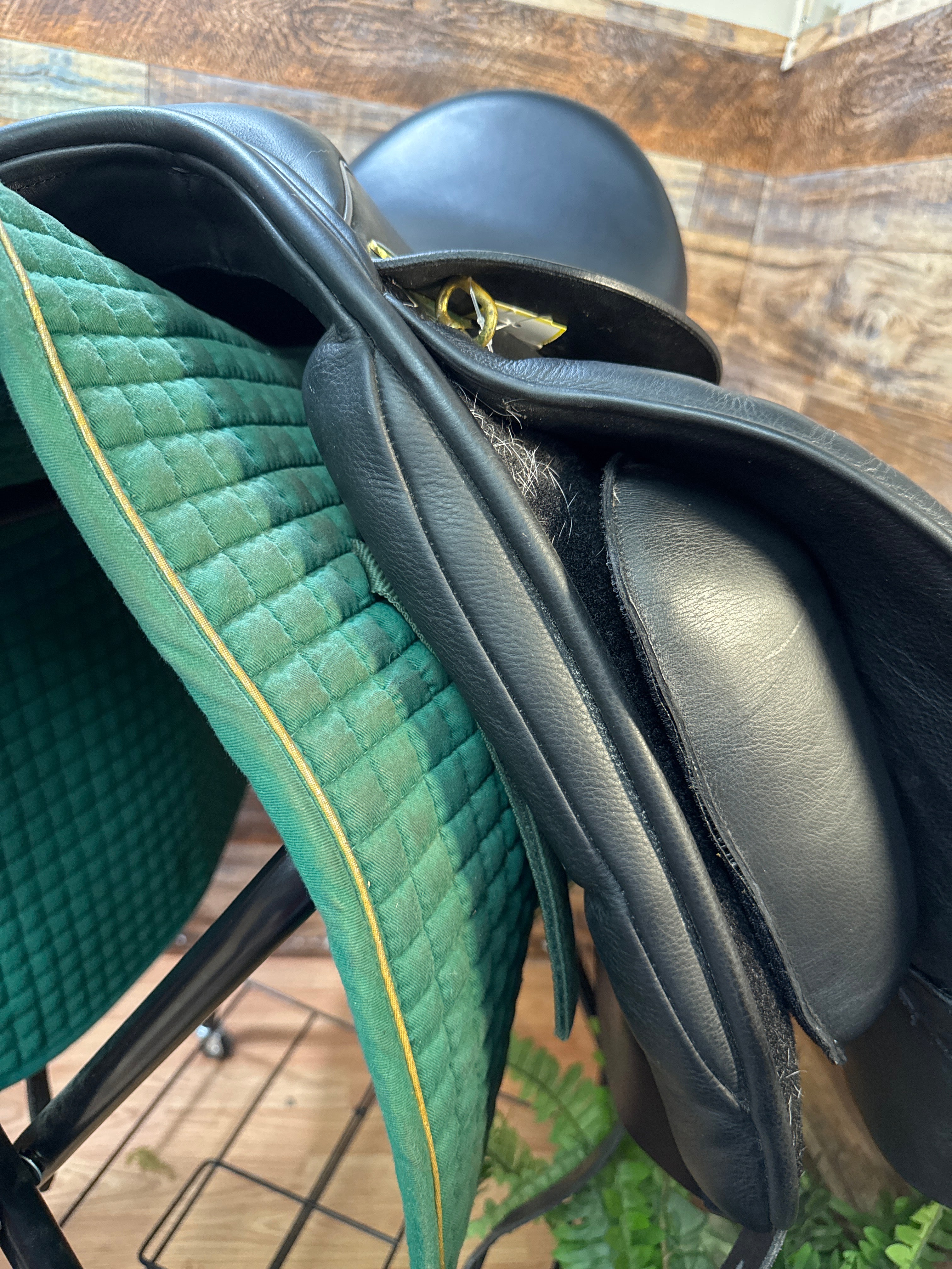 17" Ideal Dressage Saddle
