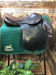 17.5" County Conquest Jump Saddle