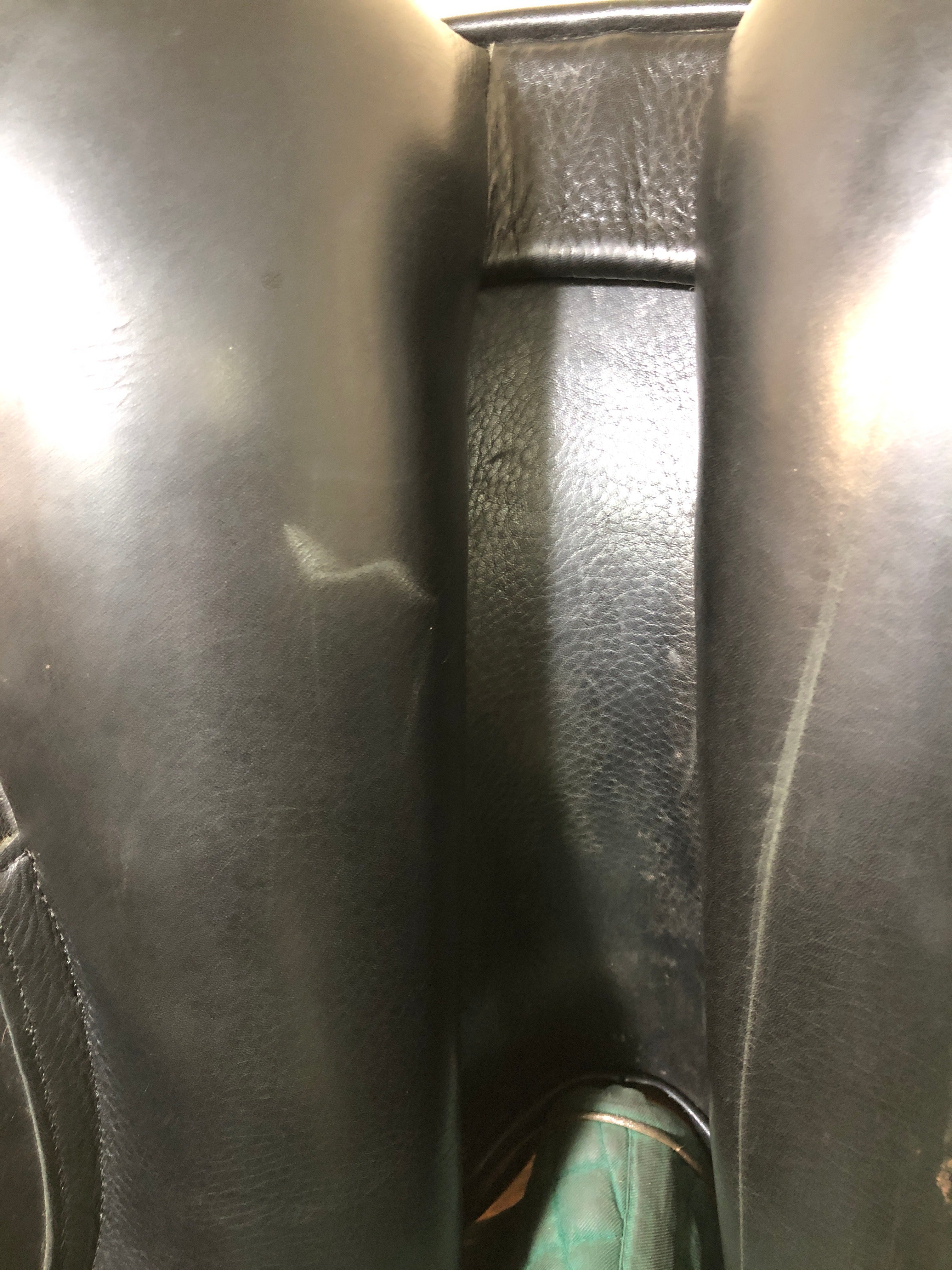 17.5" Frank Baines Omni Dressage Saddle