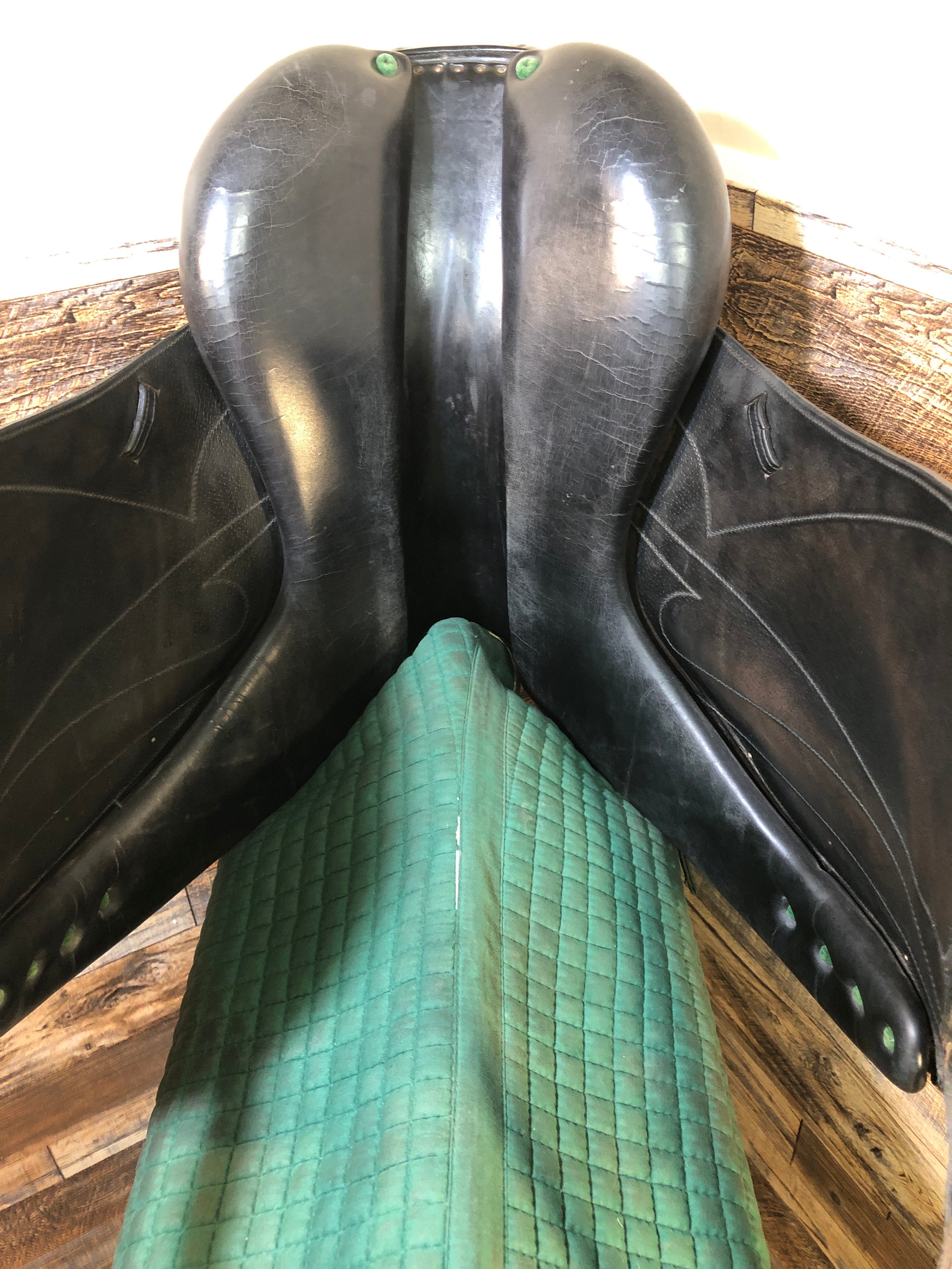 17.5" Devoucoux Makila Dressage Saddle