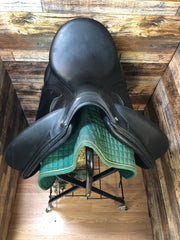 17" Devoucoux Makila Harmonie Dressage saddle