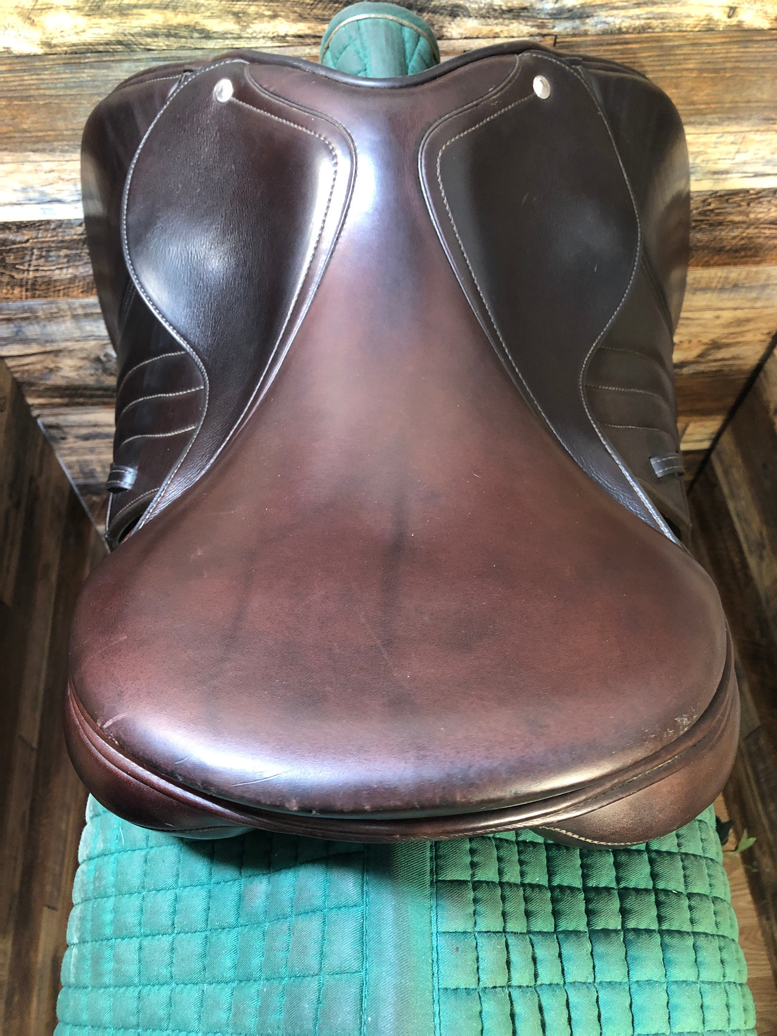17" Schleese Jete Jump Saddle