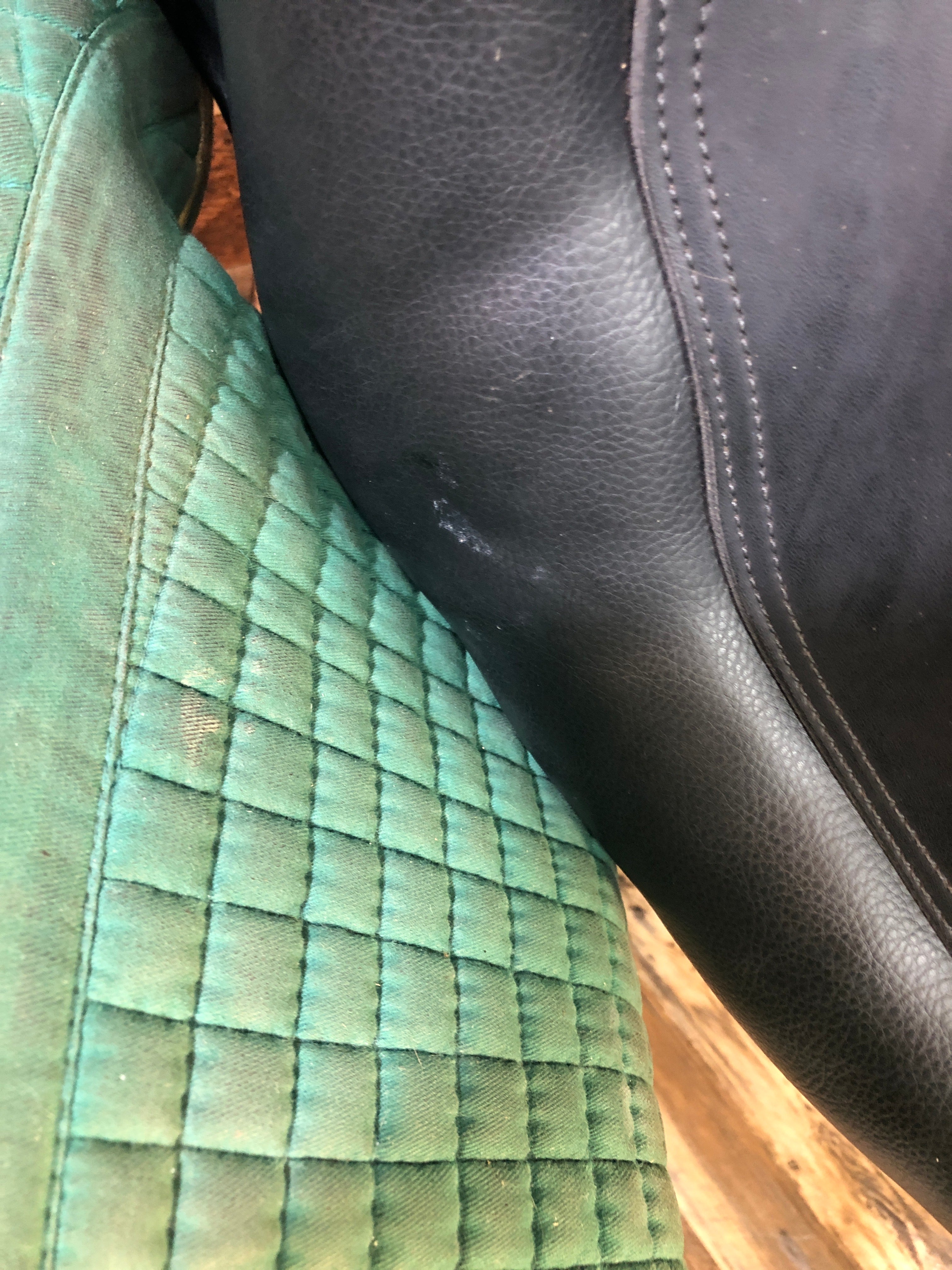 17.5" HDR All Purpose Saddle (Black)