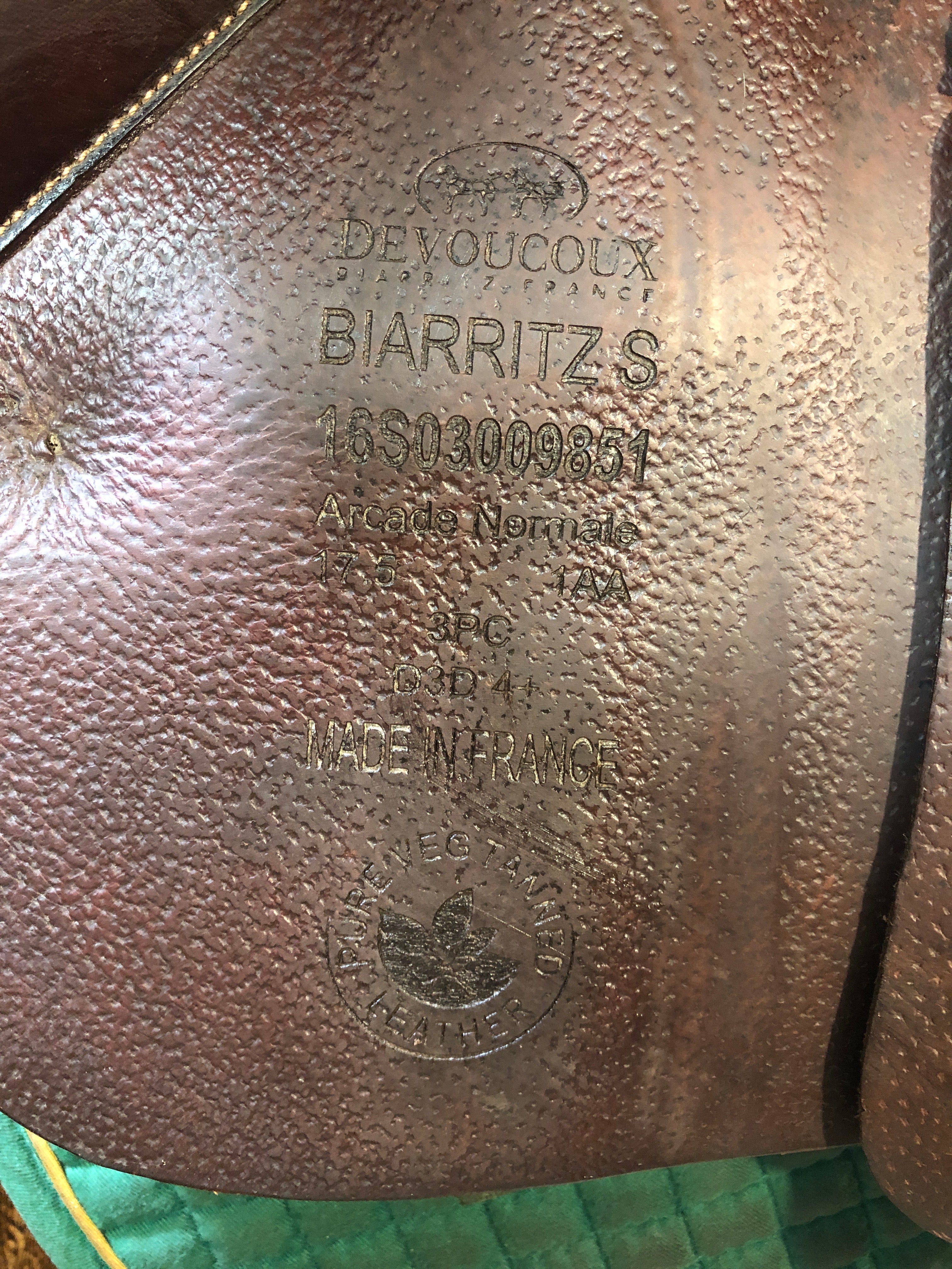 17.5" Devoucoux Biarritz S Close Contact Saddle (2016)