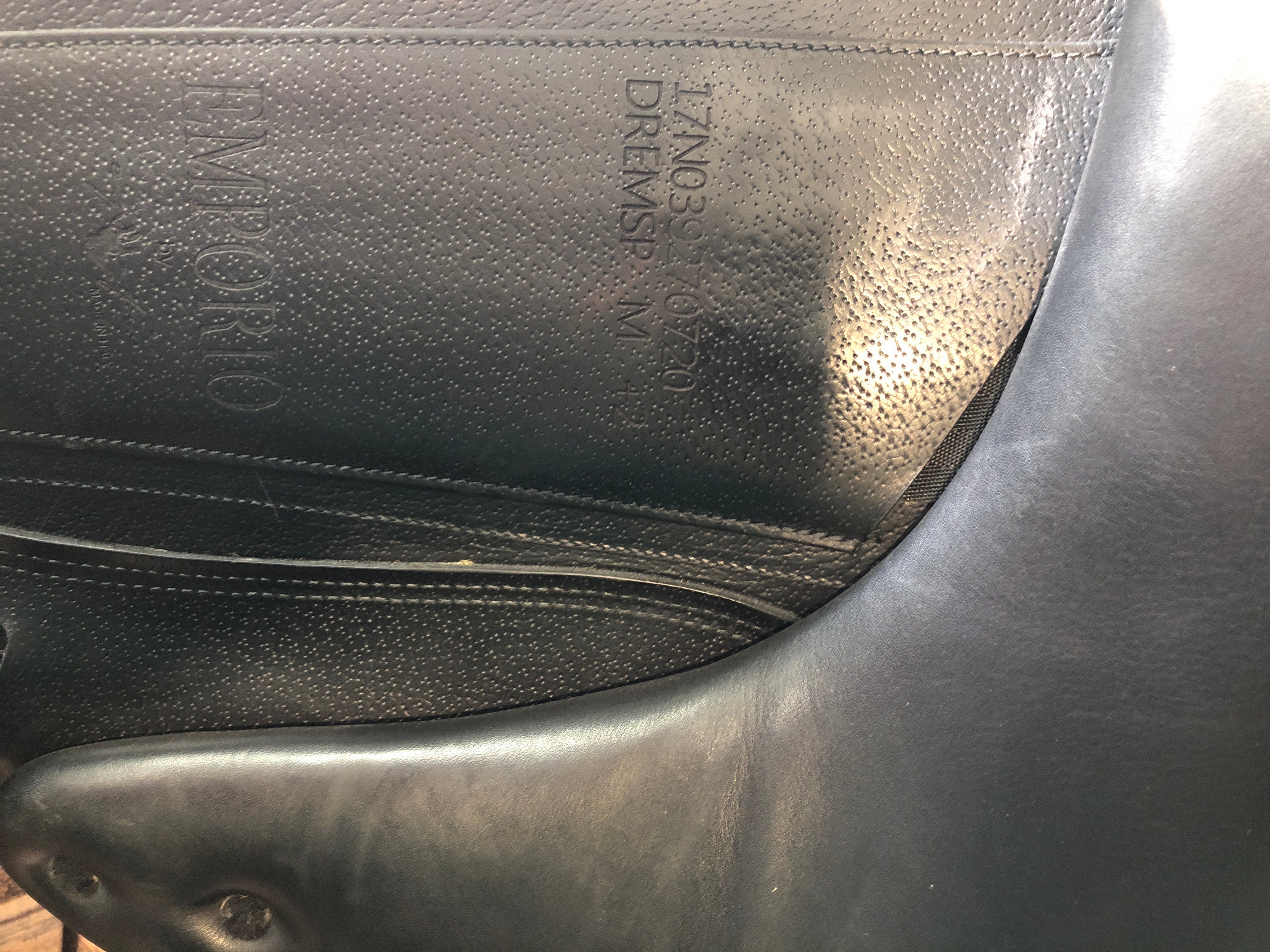 17.5" Equipe Dressage - Foam w/ cover
