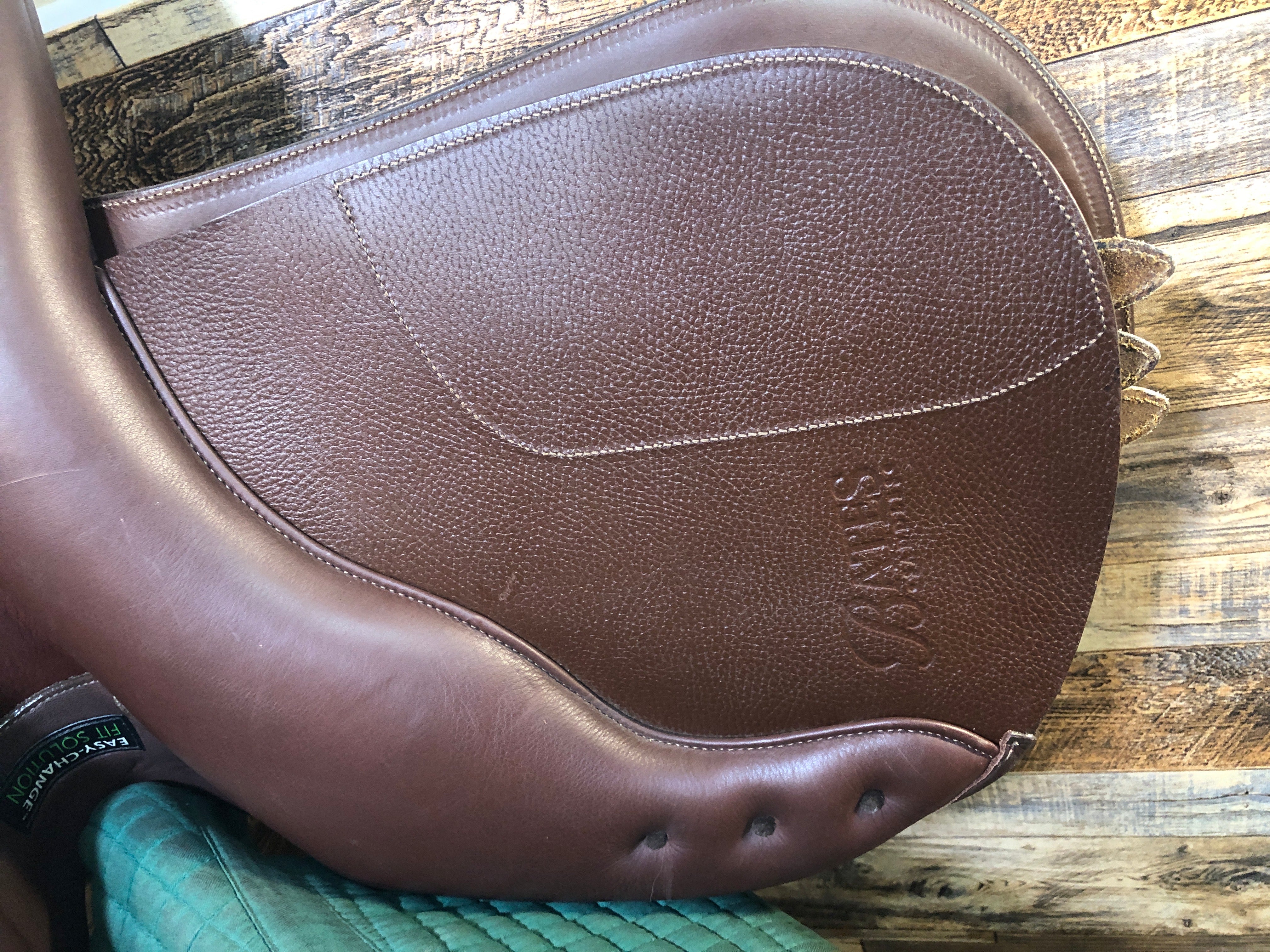 16" Bates AP Saddle Adj Gullet (blk inside)
