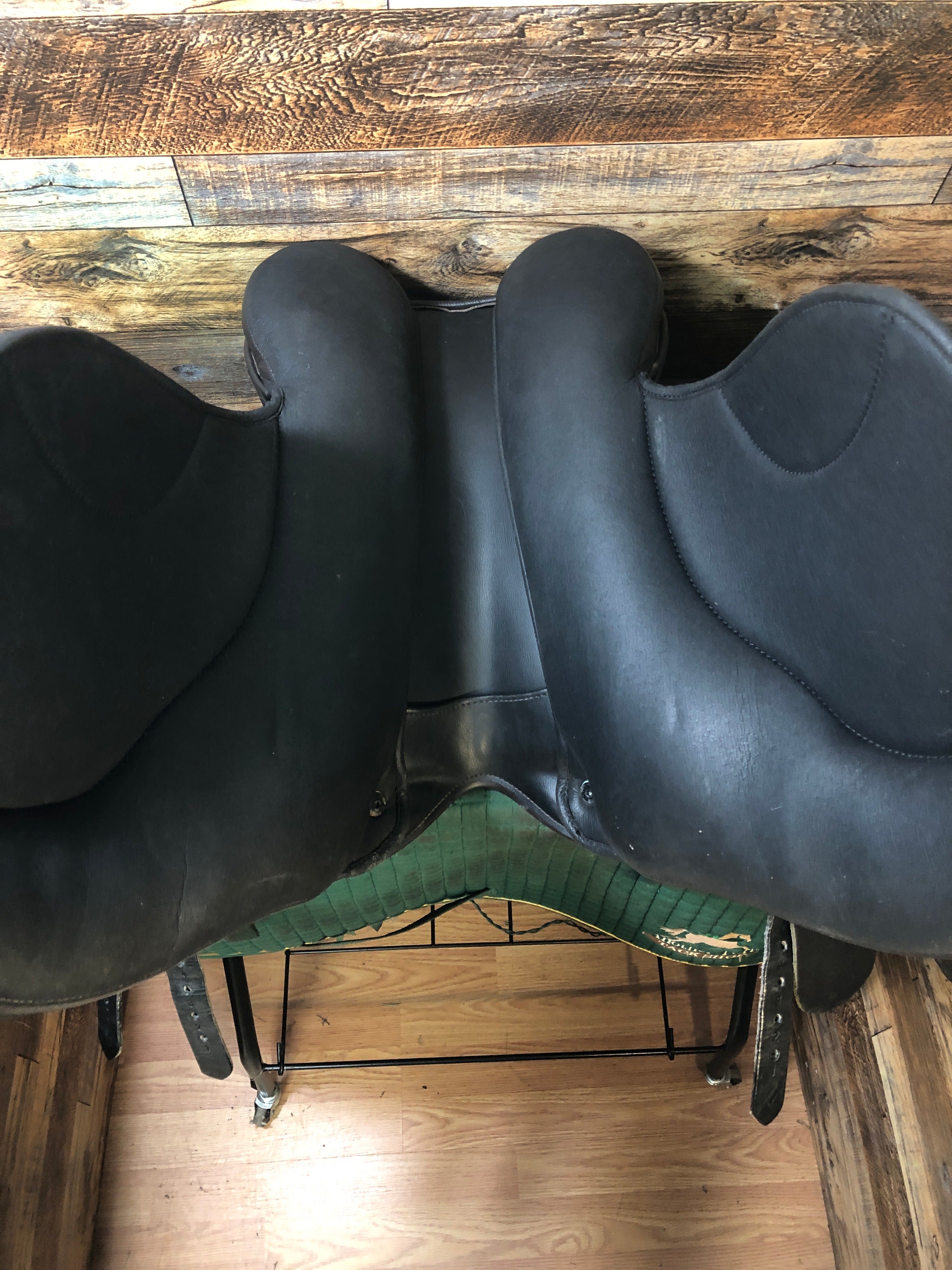 17.5" Thorowgood T8 All Purpose Saddle